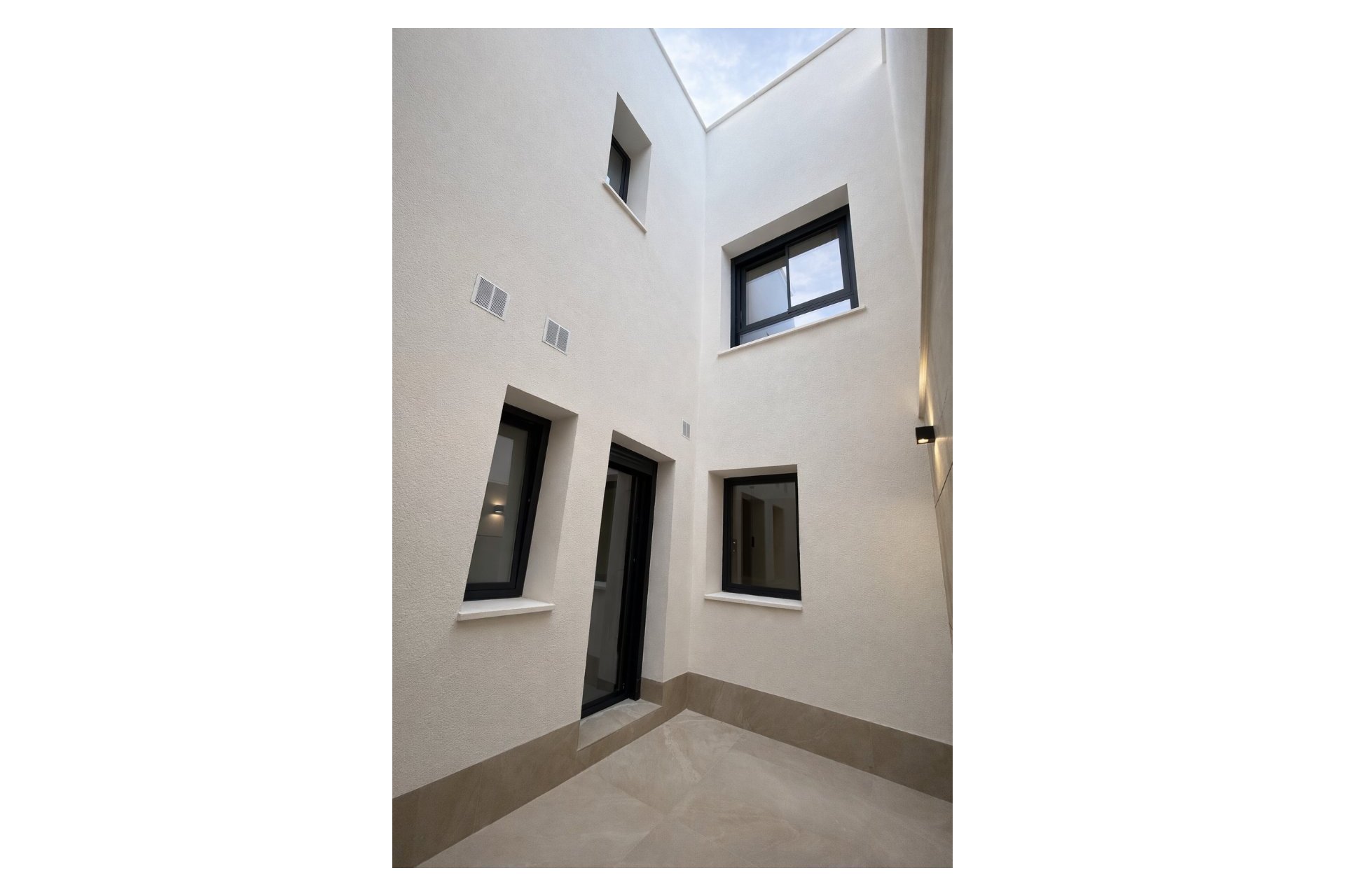 Resale - Townhouse -
Dolores - Costa Blanca