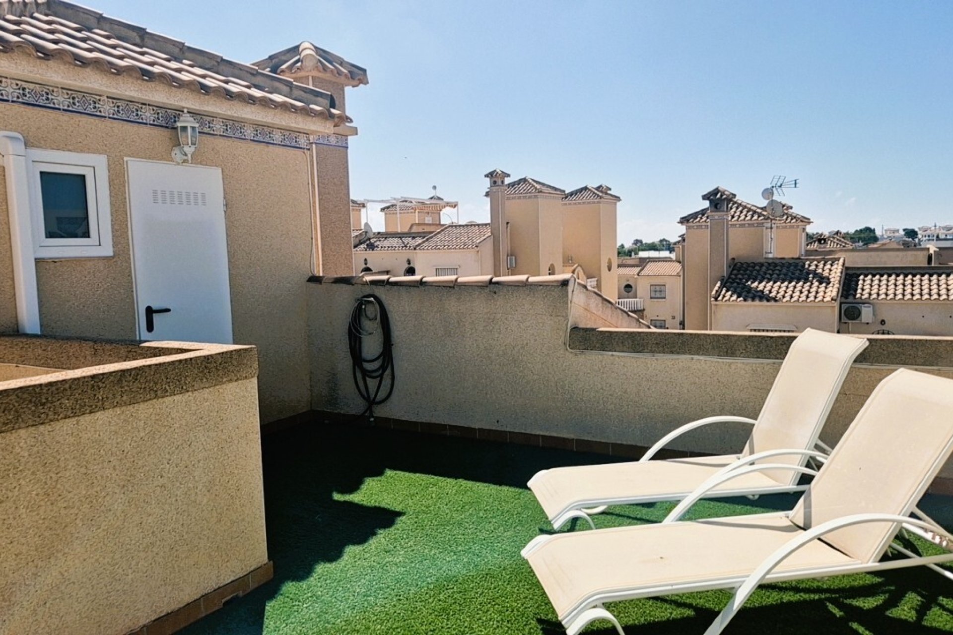 Resale - Townhouse -
El Galan - Inland