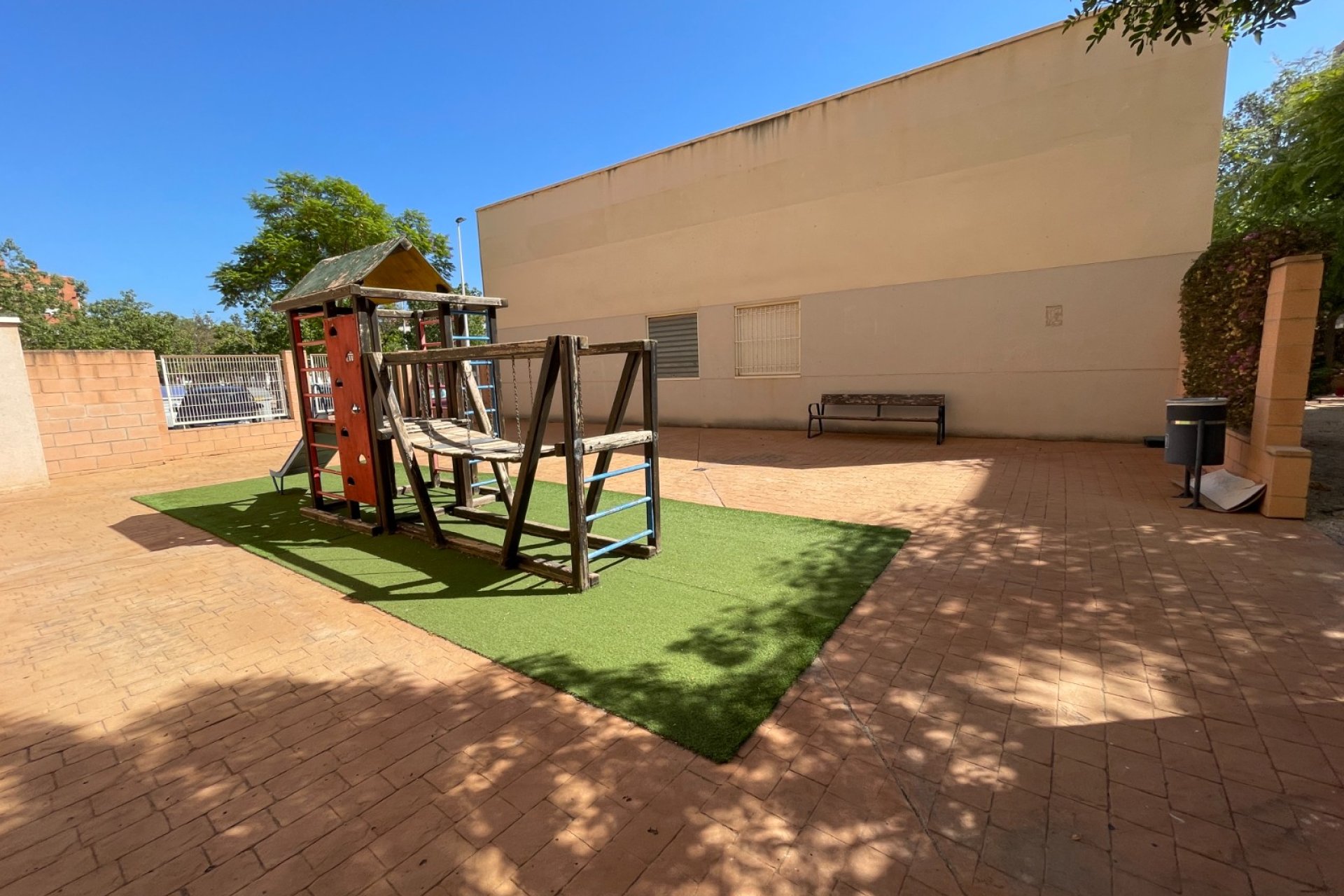 Resale - Townhouse -
Elche - Costa Blanca