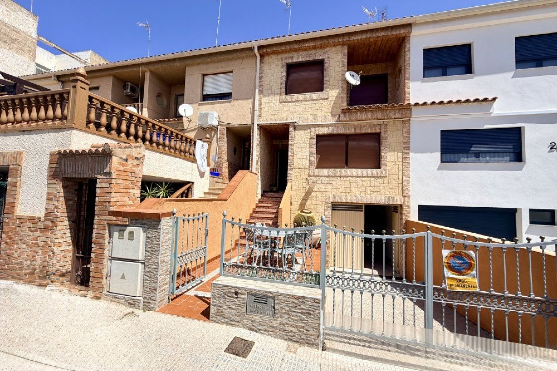 Resale - Townhouse -
Formentera del Segura - Costa Blanca