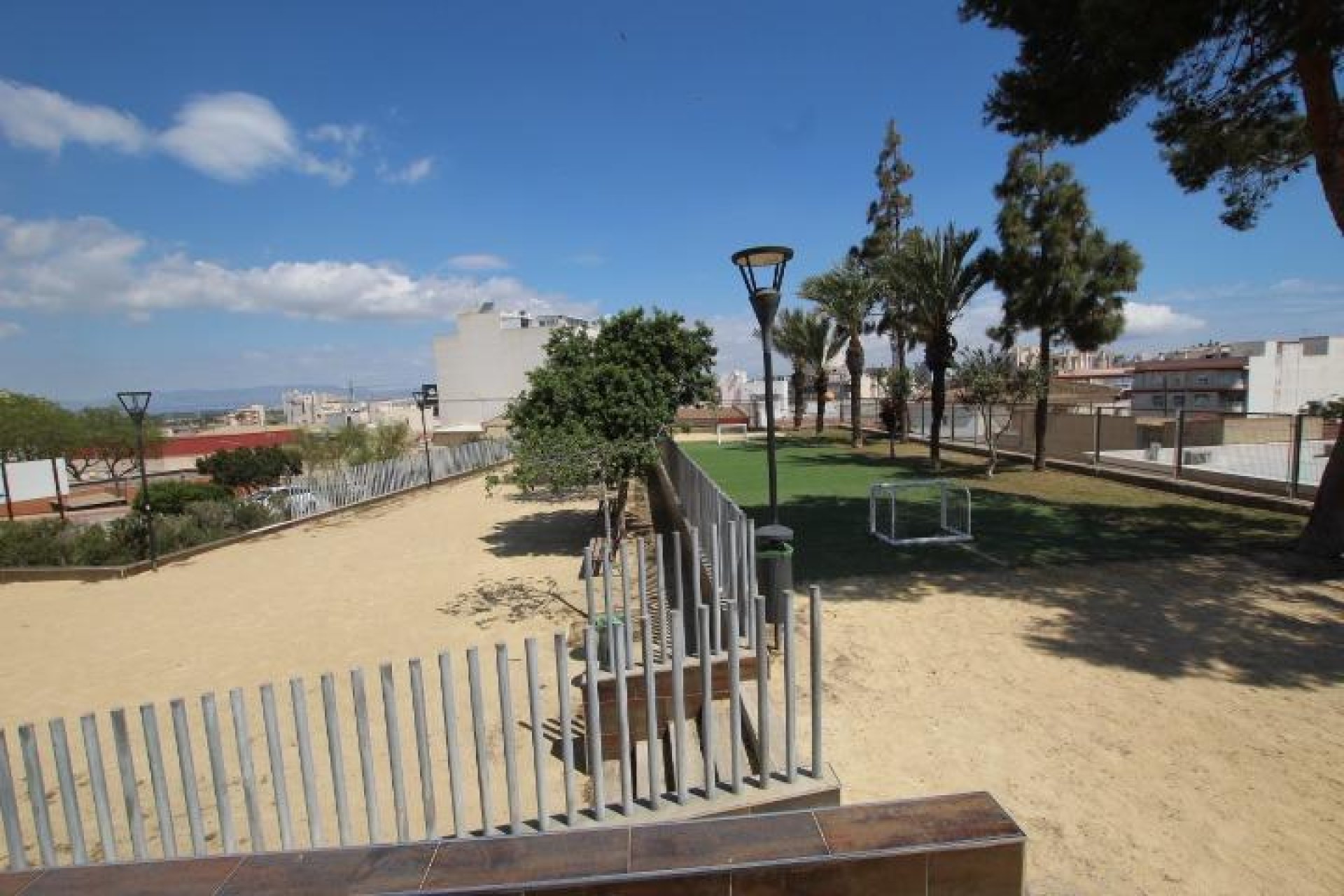 Resale - Townhouse -
Guardamar del Segura - Centro