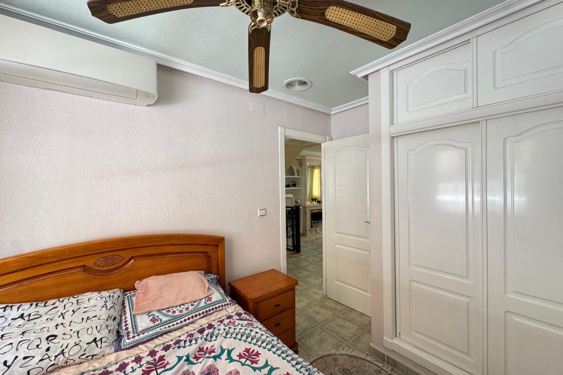 Resale - Townhouse -
Guardamar del Segura - Urbanizaciones