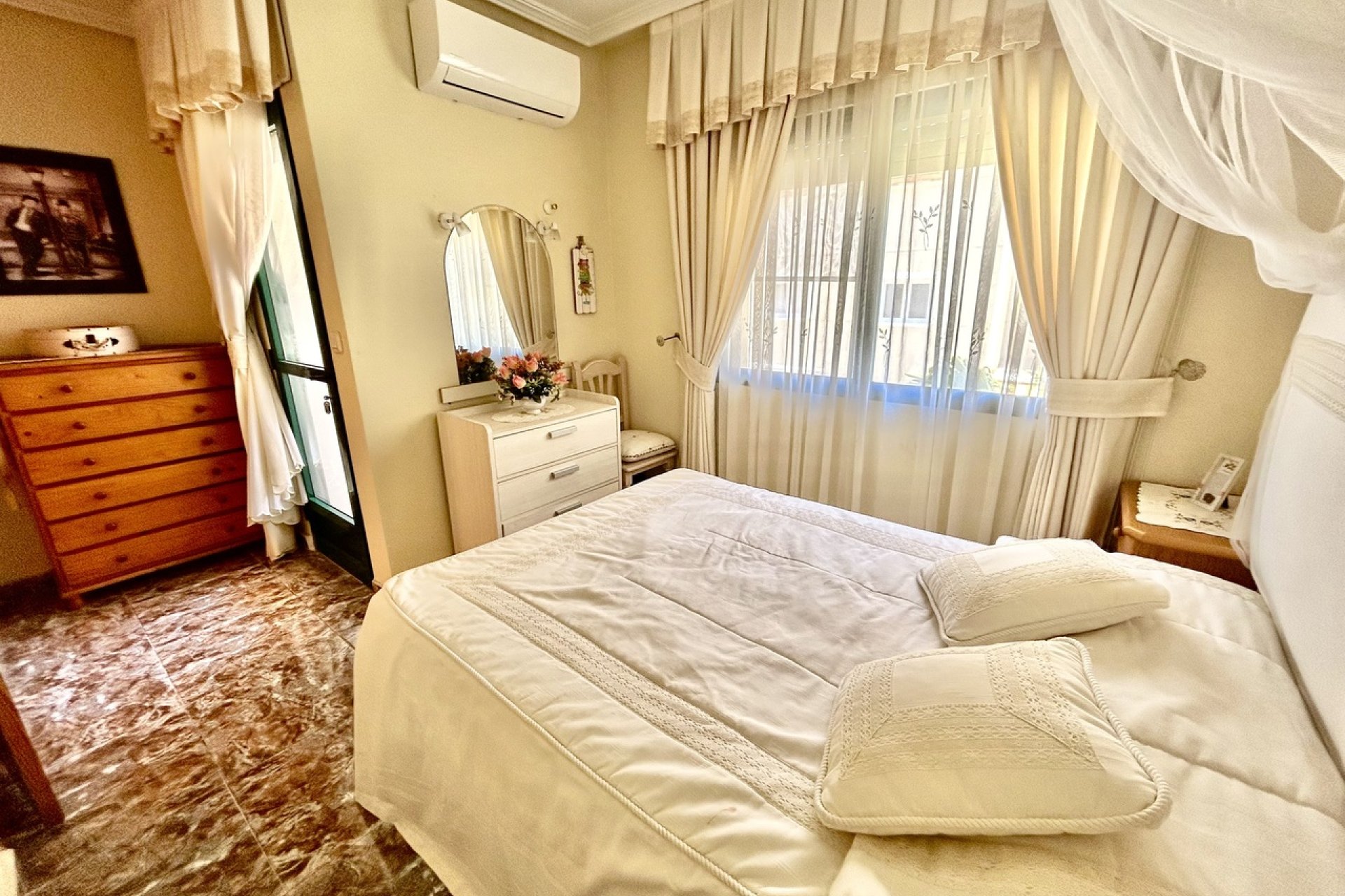 Resale - Townhouse -
La Zenia - Costa Blanca