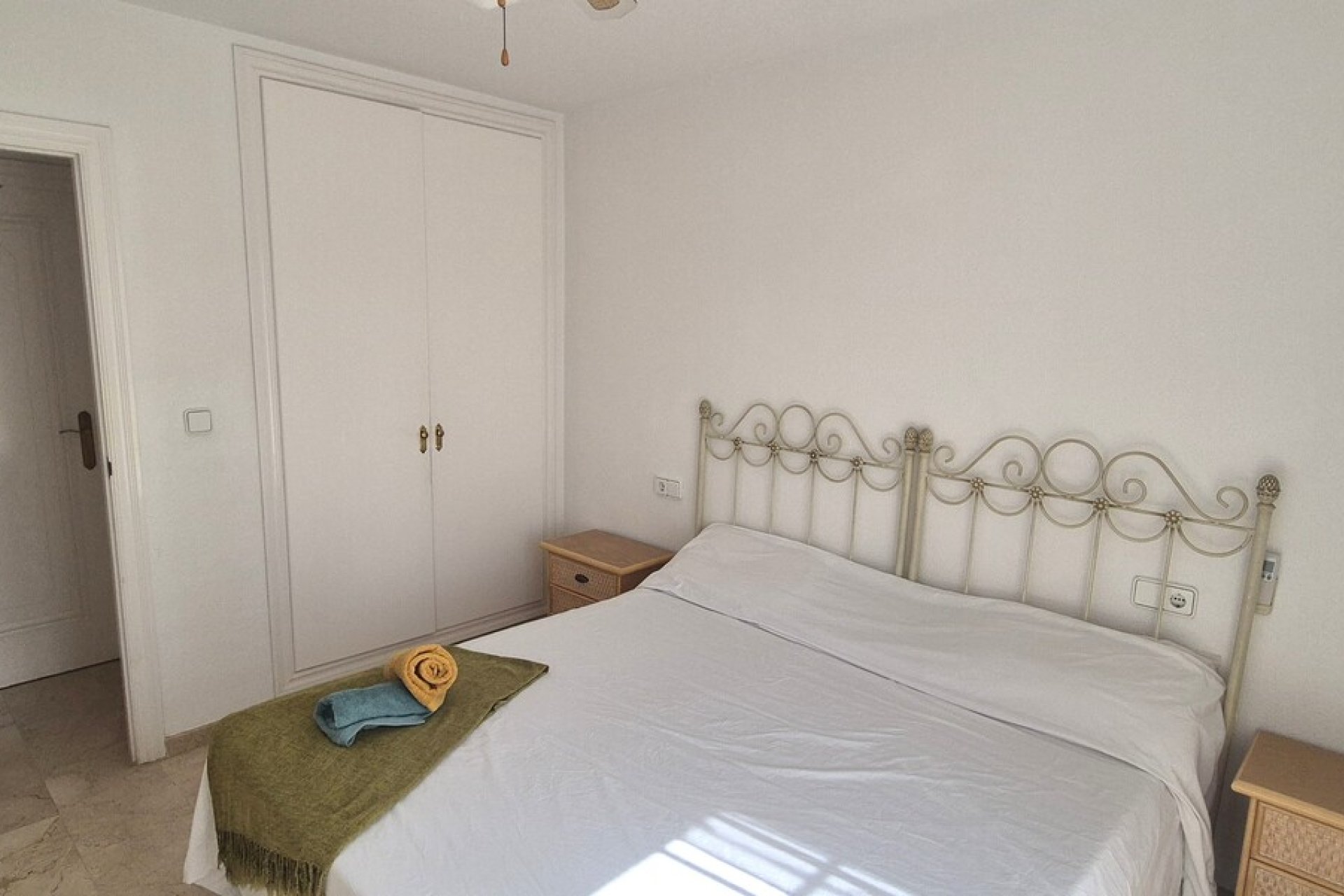 Resale - Townhouse -
Las Ramblas Golf - Inland