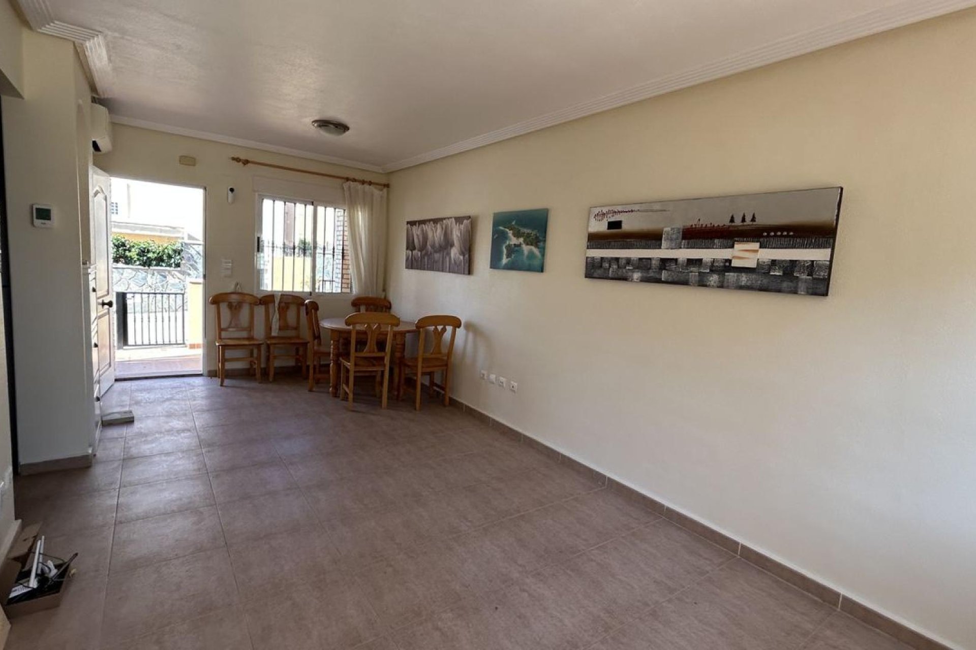 Resale - Townhouse -
Los Altos - Costa Blanca