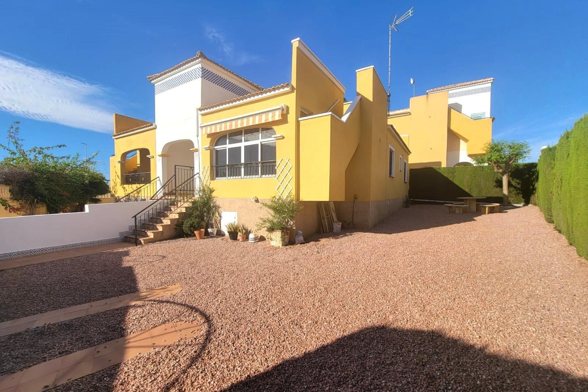 Resale - Townhouse -
Los Montesinos - Los Montesinos - Urb. La Herrada