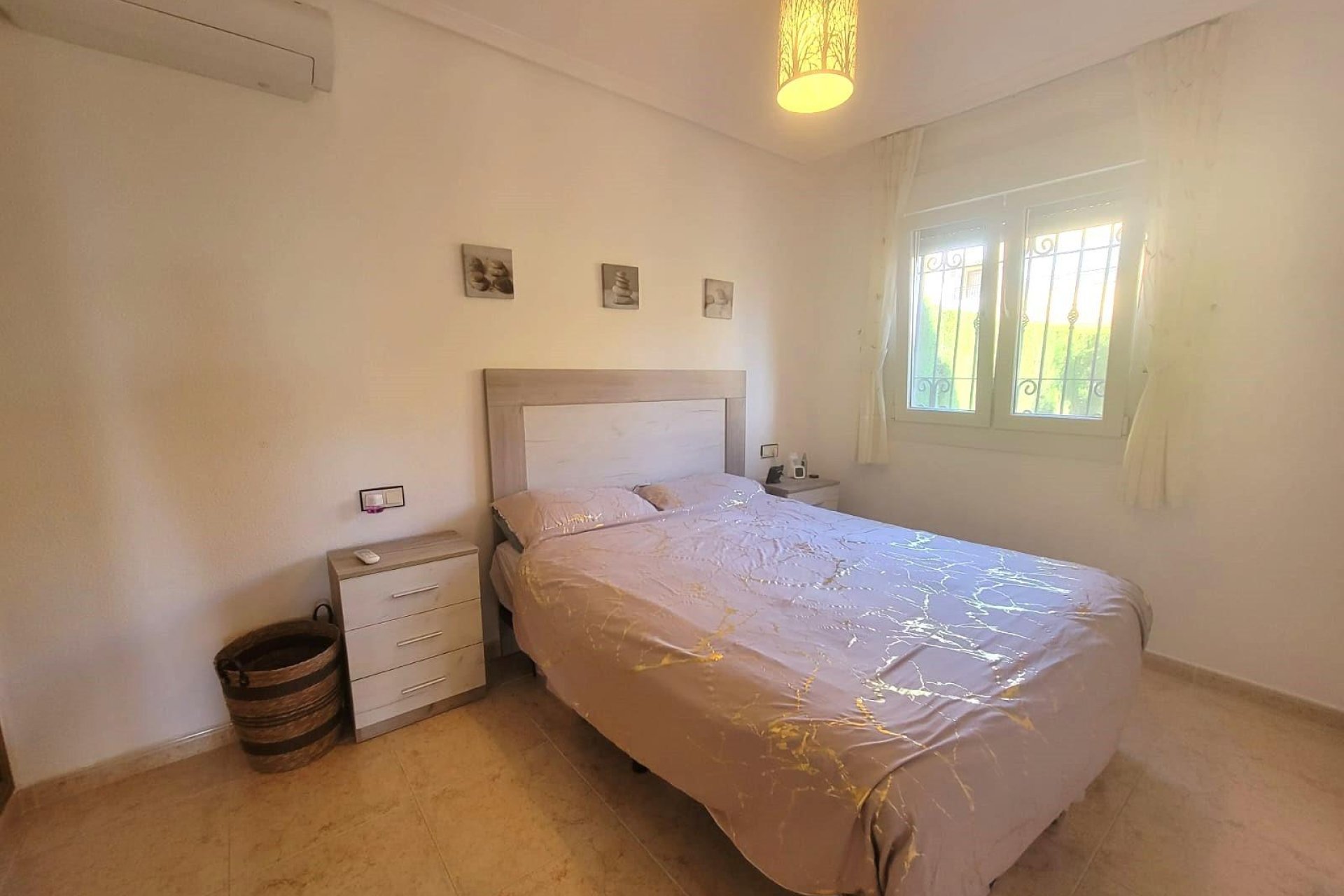 Resale - Townhouse -
Los Montesinos - Los Montesinos - Urb. La Herrada