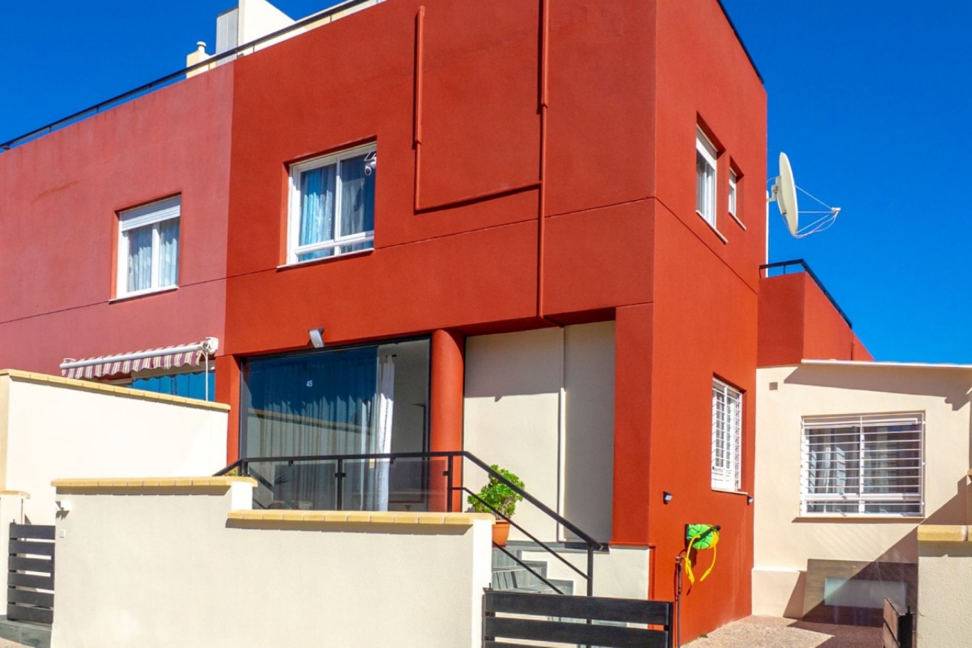 Resale - Townhouse -
Orihuela Costa - Costa Blanca