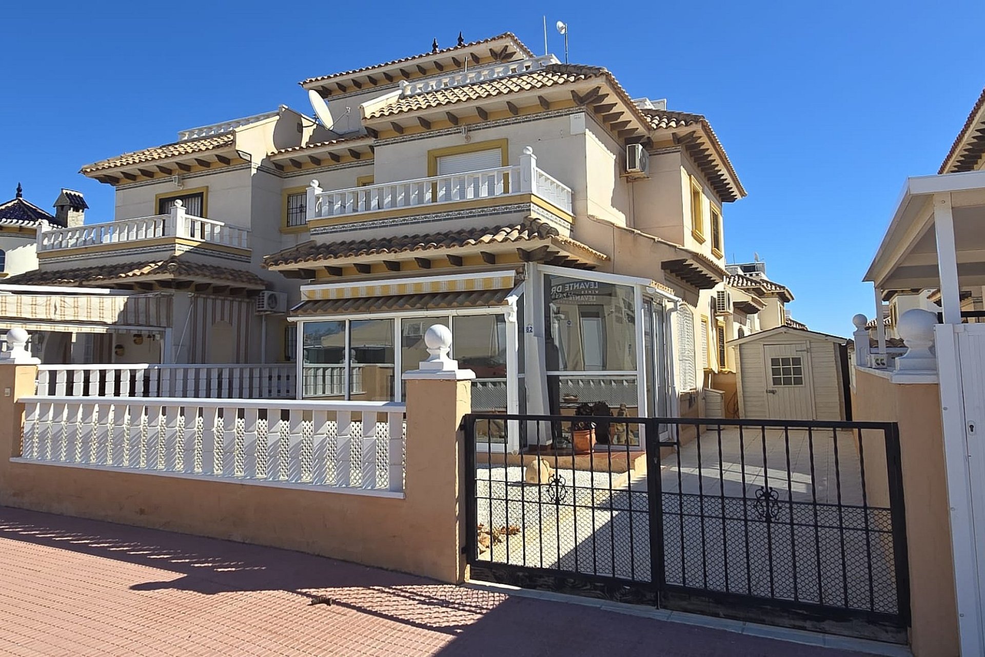 Resale - Townhouse -
Orihuela Costa - Costa Blanca