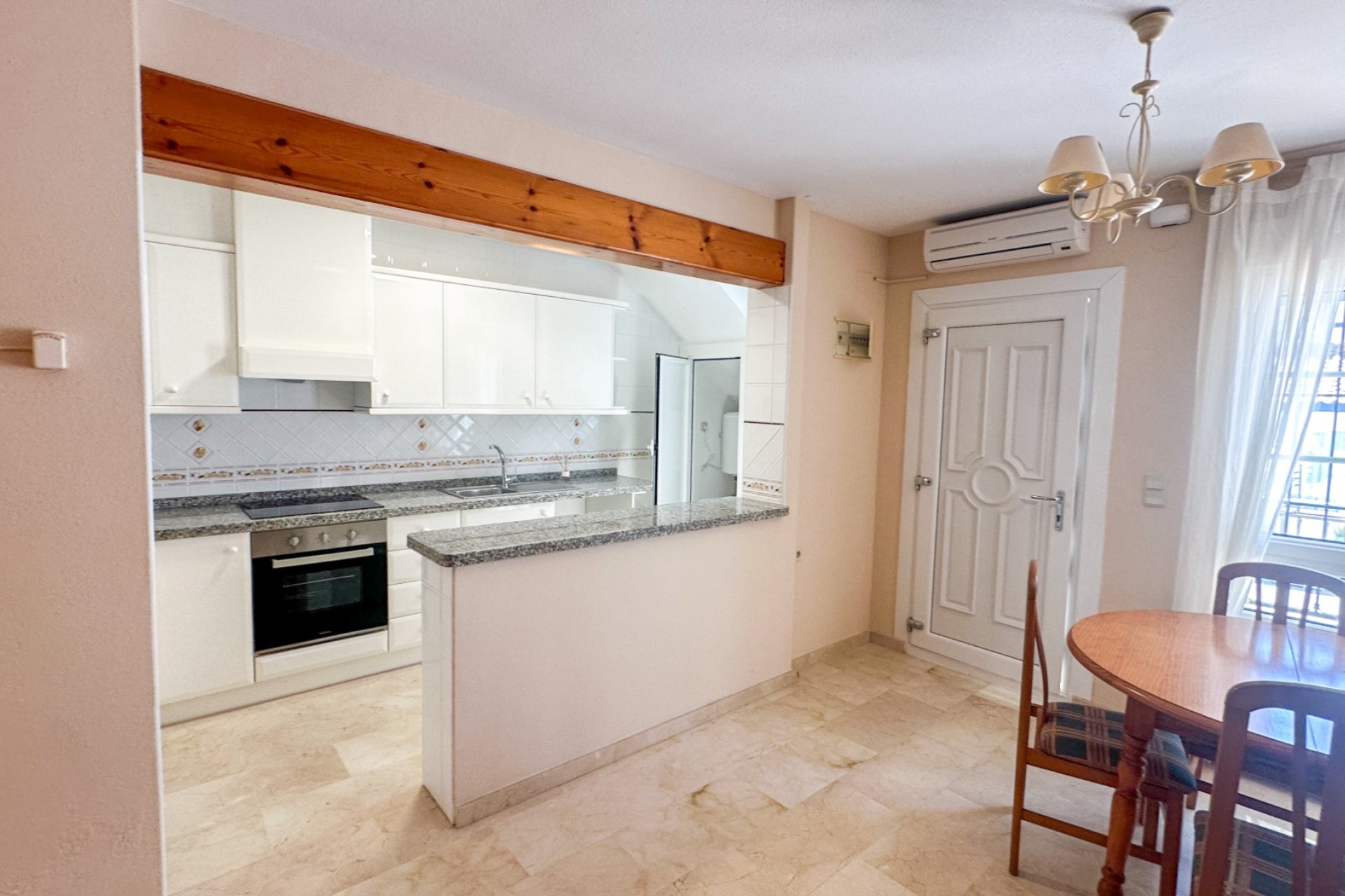 Resale - Townhouse -
Orihuela Costa - Costa Blanca