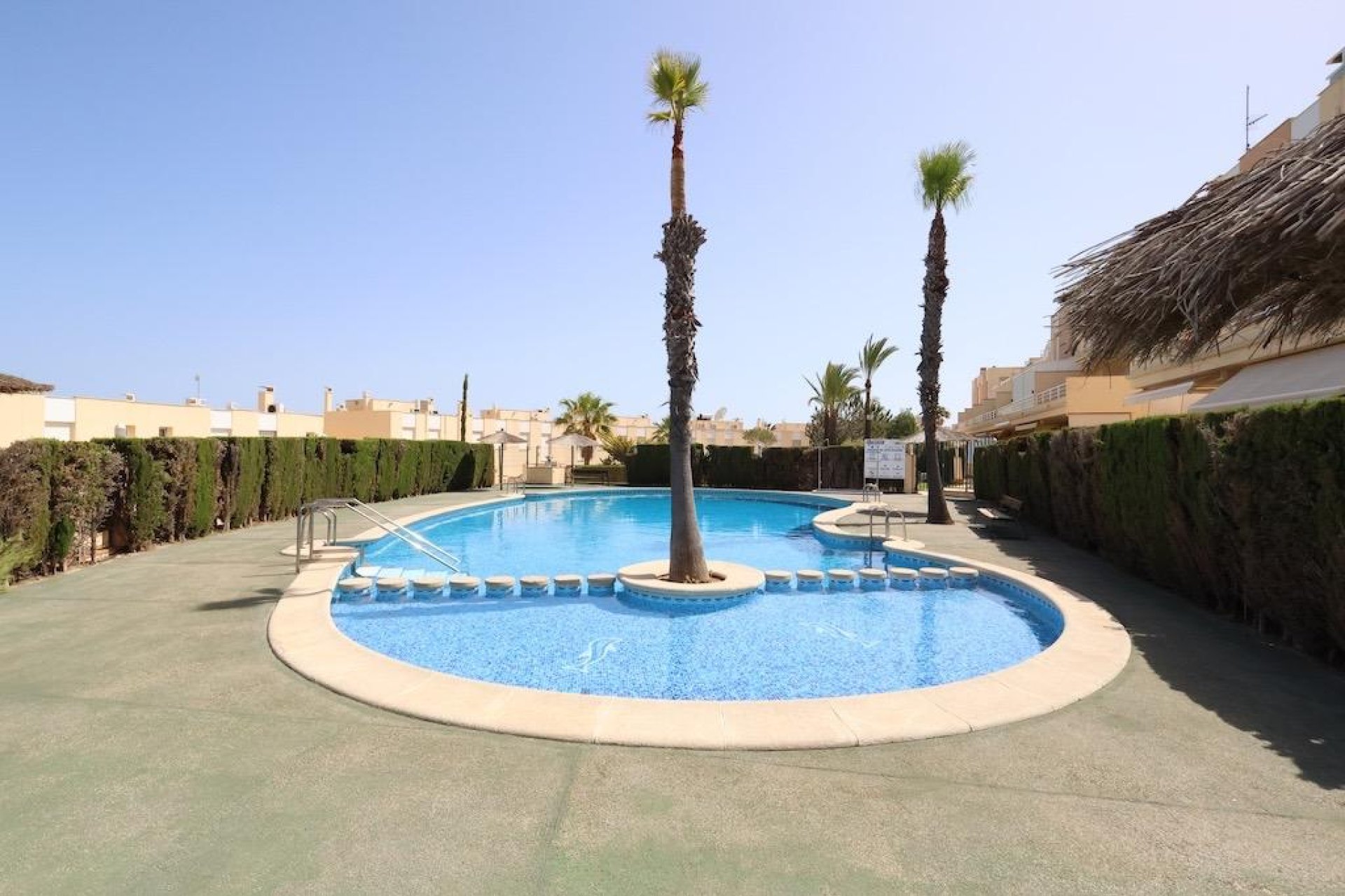 Resale - Townhouse -
Orihuela Costa - Costa Blanca