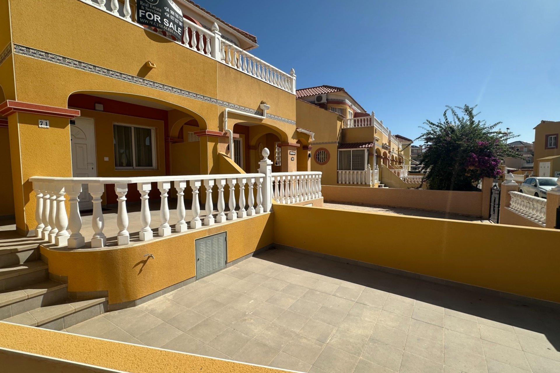 Resale - Townhouse -
Orihuela Costa - Costa Blanca
