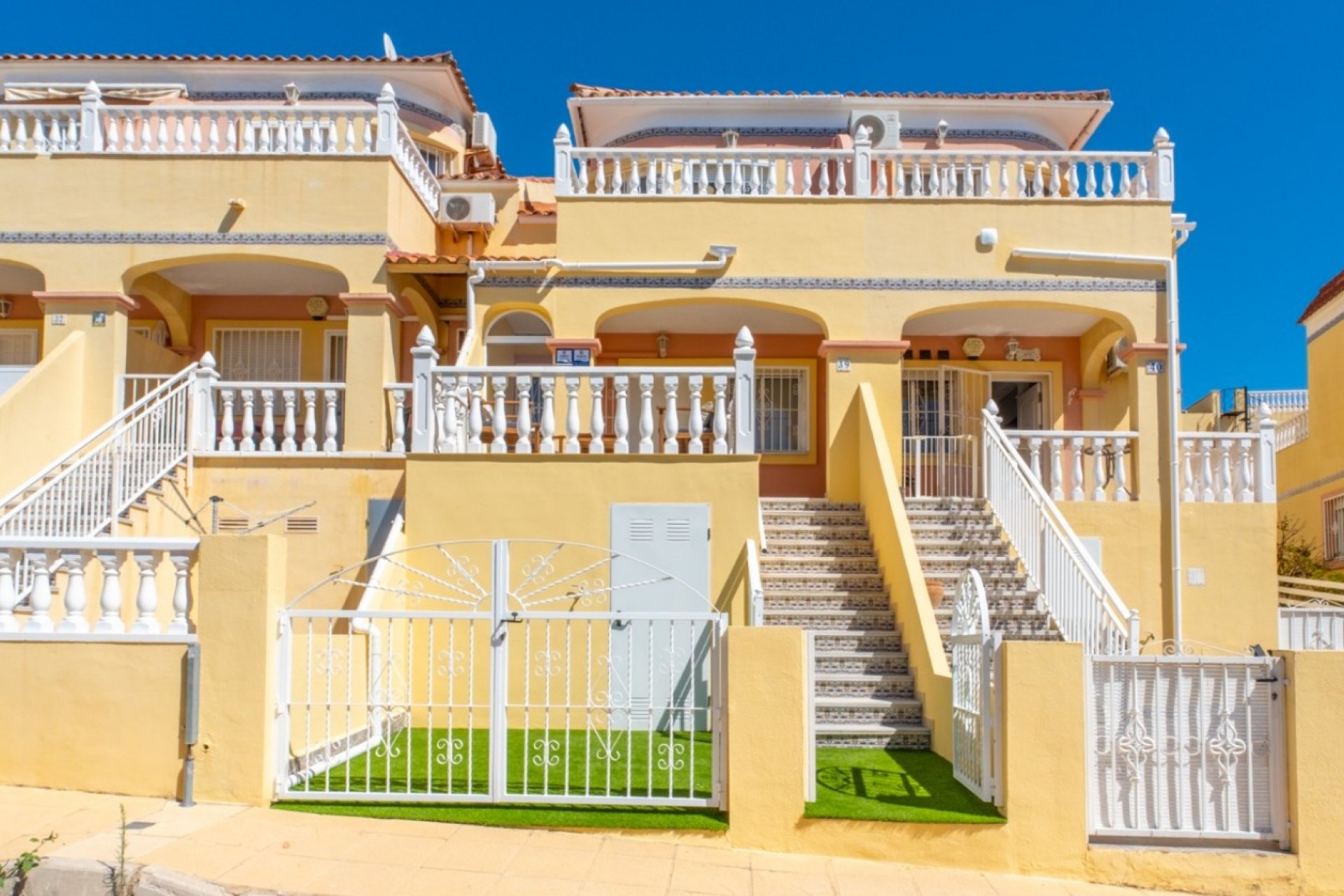 Resale - Townhouse -
Orihuela Costa - Costa Blanca