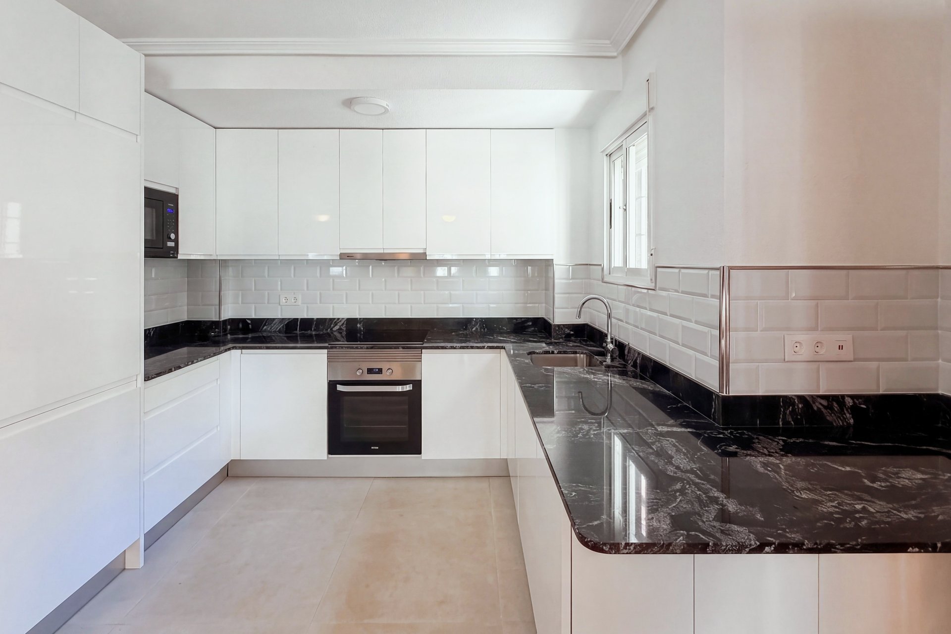 Resale - Townhouse -
Orihuela Costa - Costa Blanca