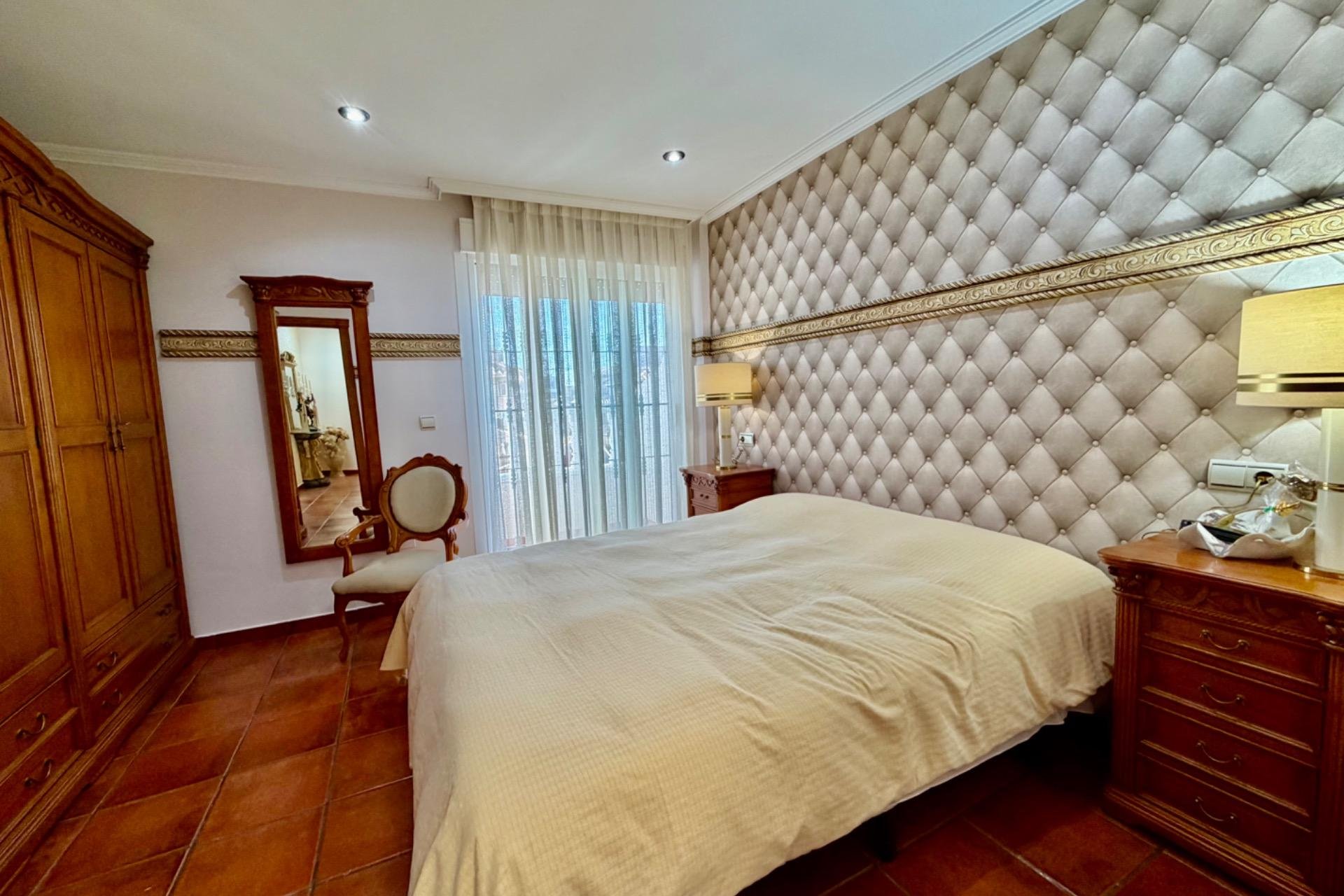 Resale - Townhouse -
Orihuela Costa - La Zenia