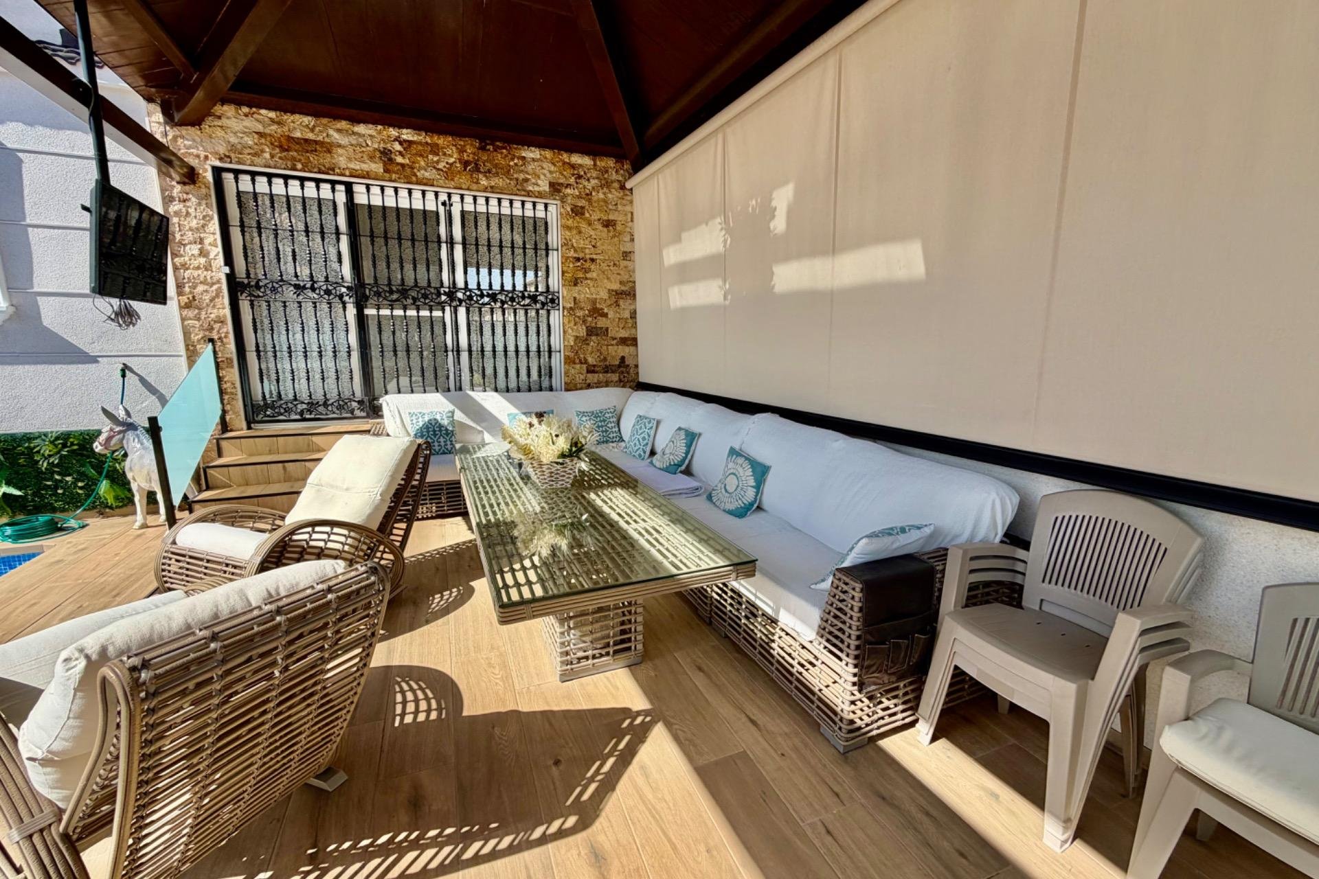 Resale - Townhouse -
Orihuela Costa - La Zenia