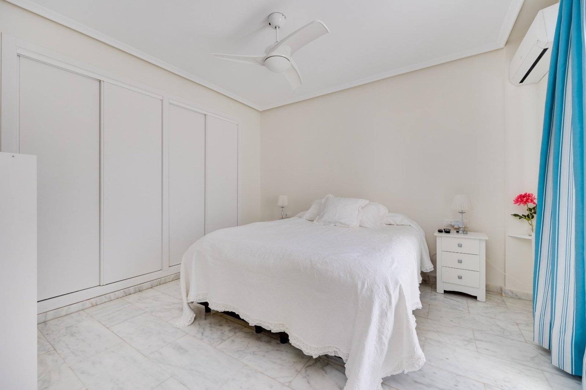 Resale - Townhouse -
Orihuela Costa - Las Filipinas
