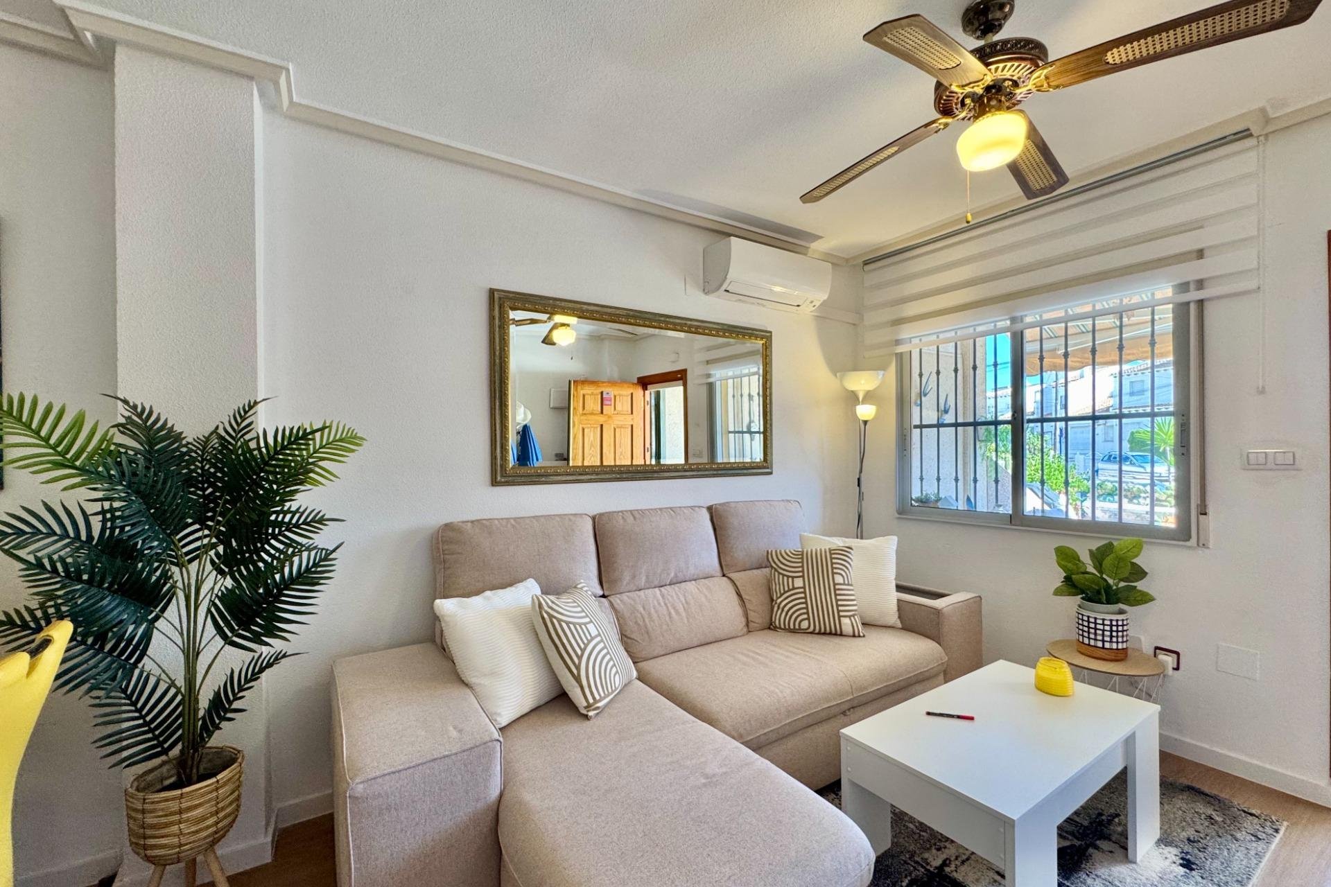 Resale - Townhouse -
Orihuela Costa - Las Filipinas