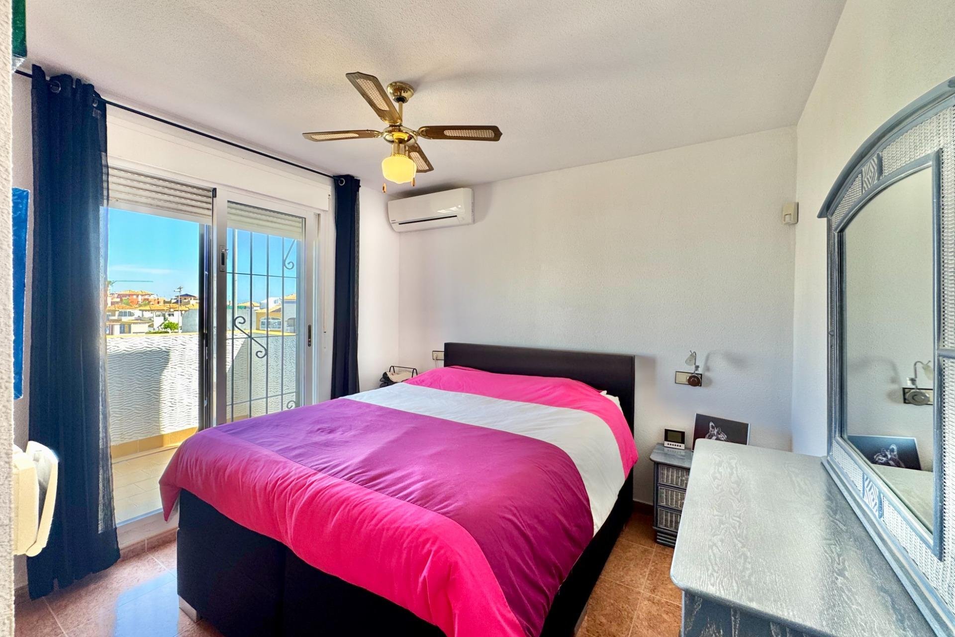 Resale - Townhouse -
Orihuela Costa - Los Altos