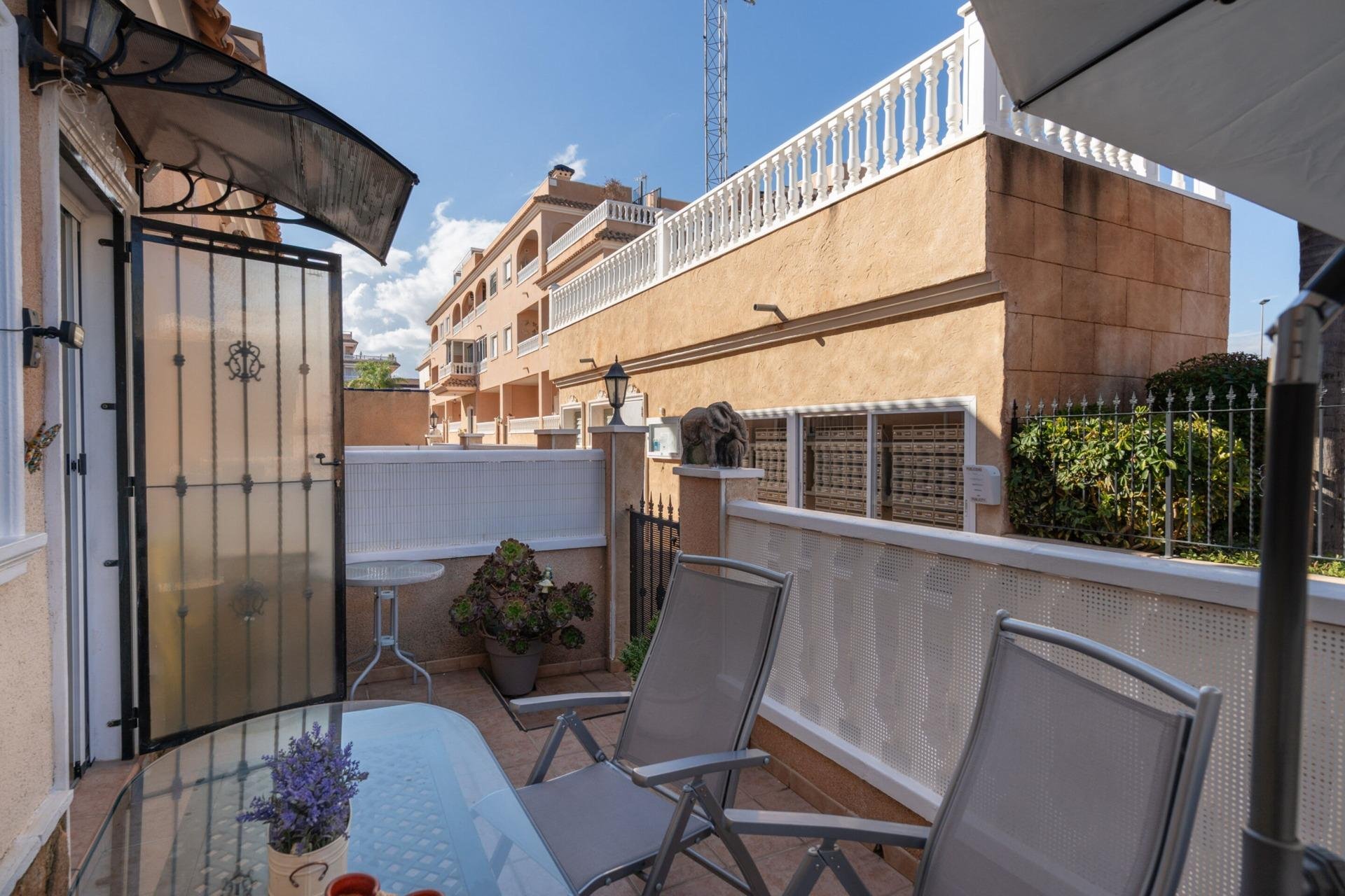 Resale - Townhouse -
Orihuela Costa - Los Dolses