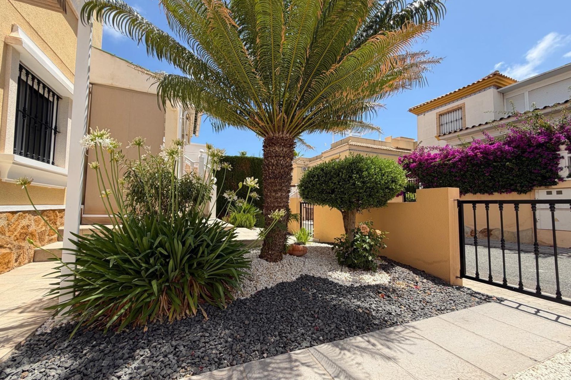 Resale - Townhouse -
Orihuela Costa - Los Dolses