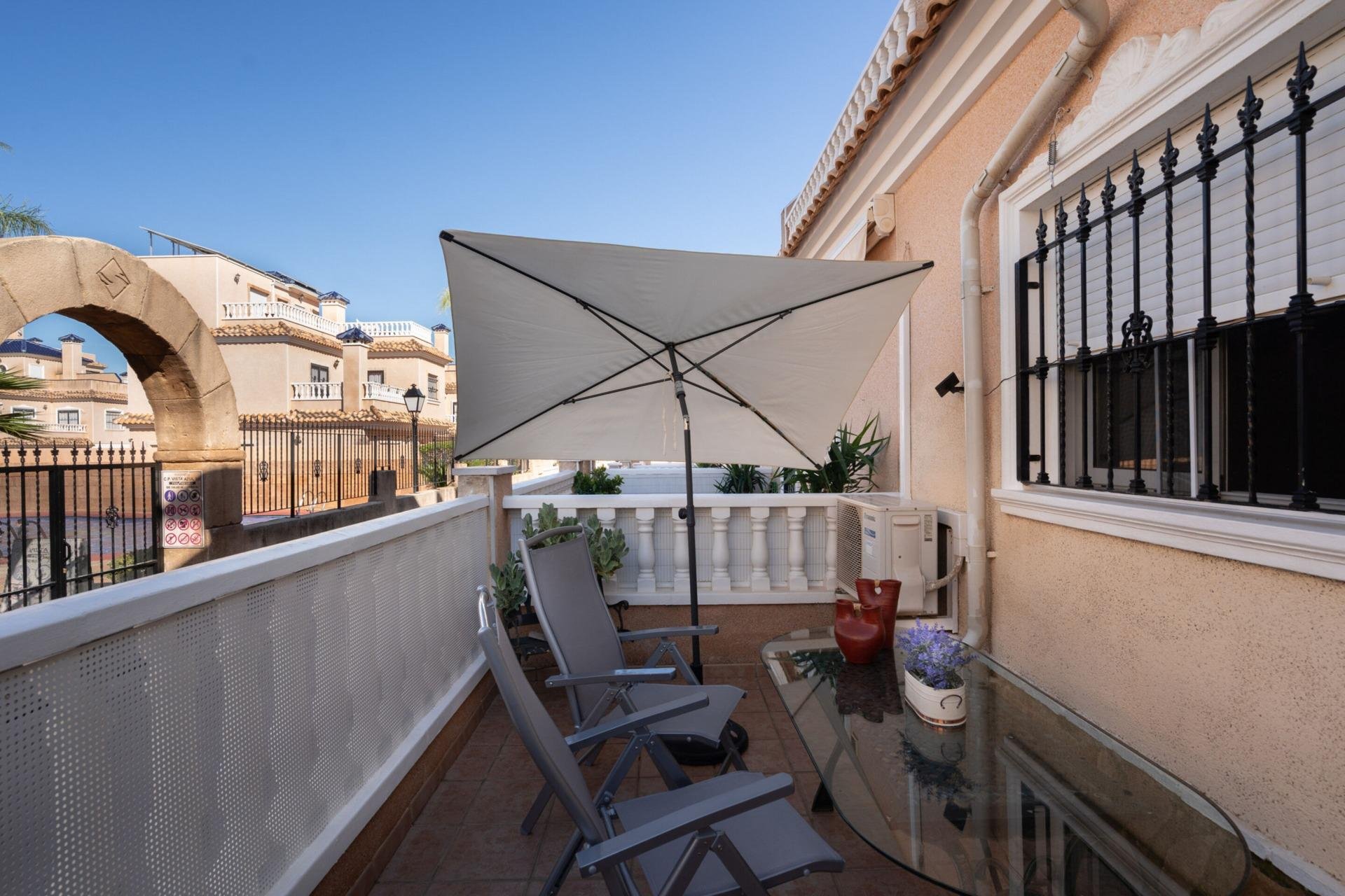 Resale - Townhouse -
Orihuela Costa - Los Dolses