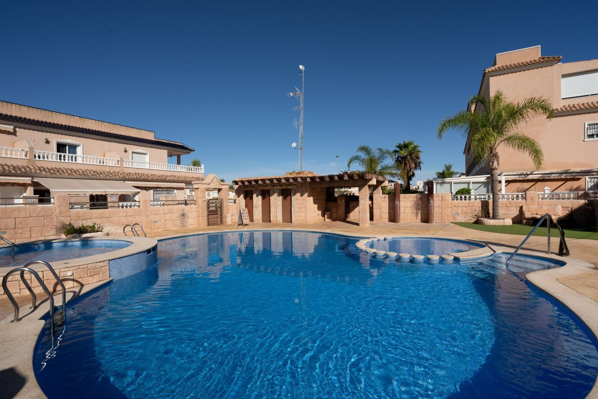 Resale - Townhouse -
Orihuela Costa - Los Dolses