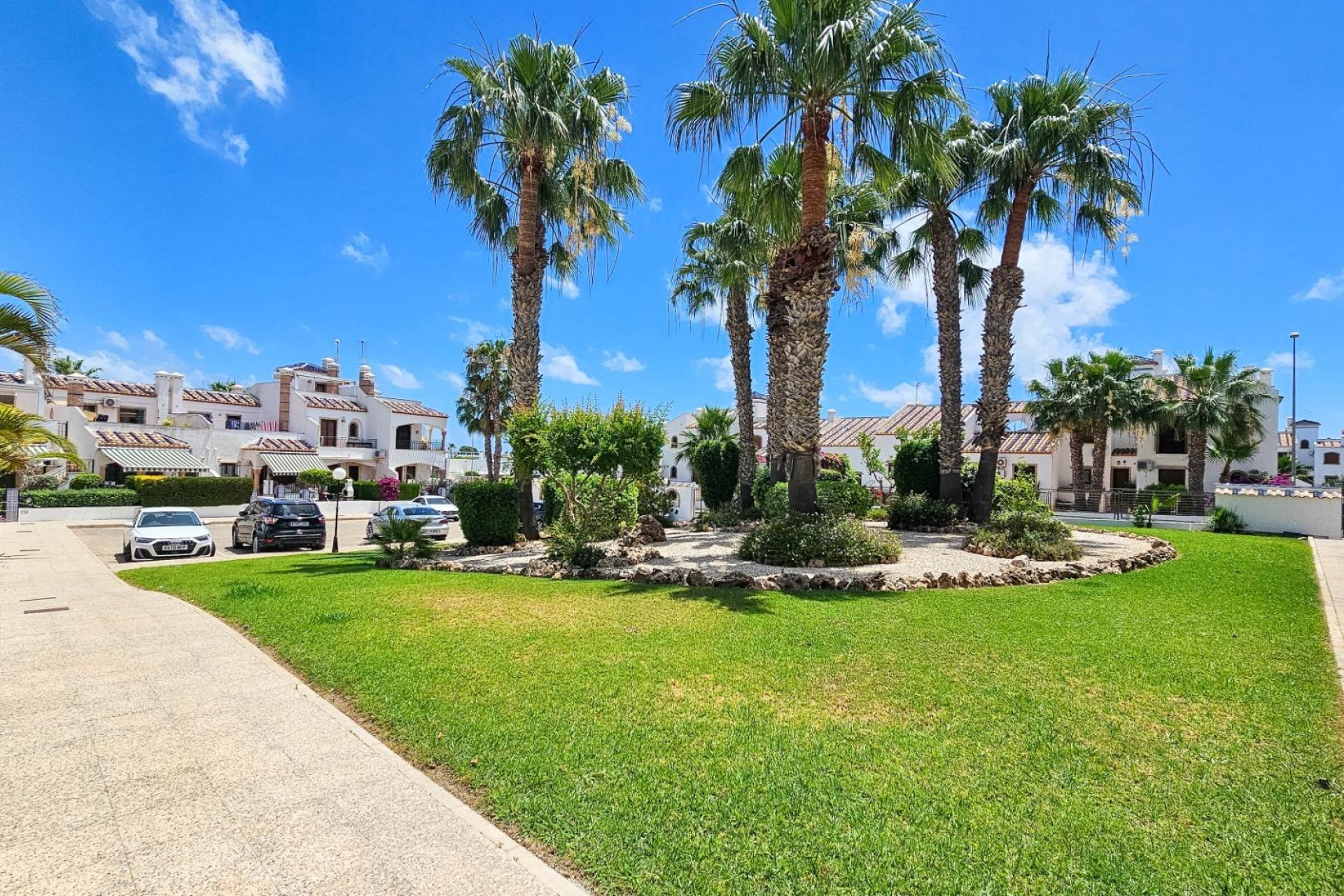 Resale - Townhouse -
Orihuela Costa - PAU 8