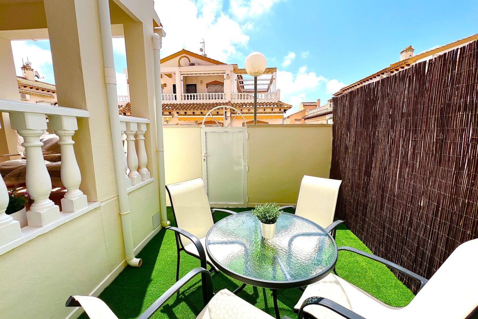 Resale - Townhouse -
Orihuela - Urbanización Perla Del Mar