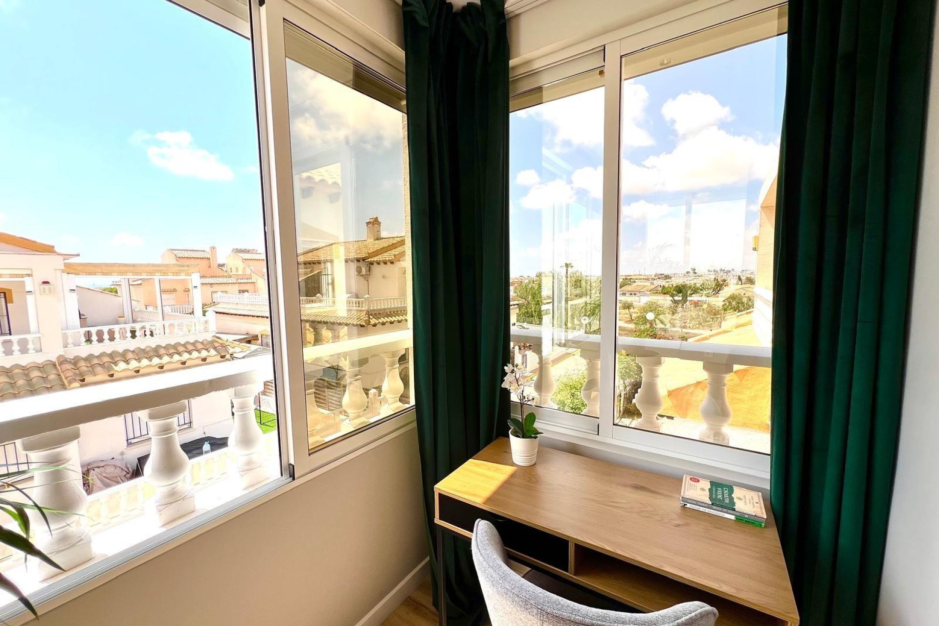 Resale - Townhouse -
Orihuela - Urbanización Perla Del Mar