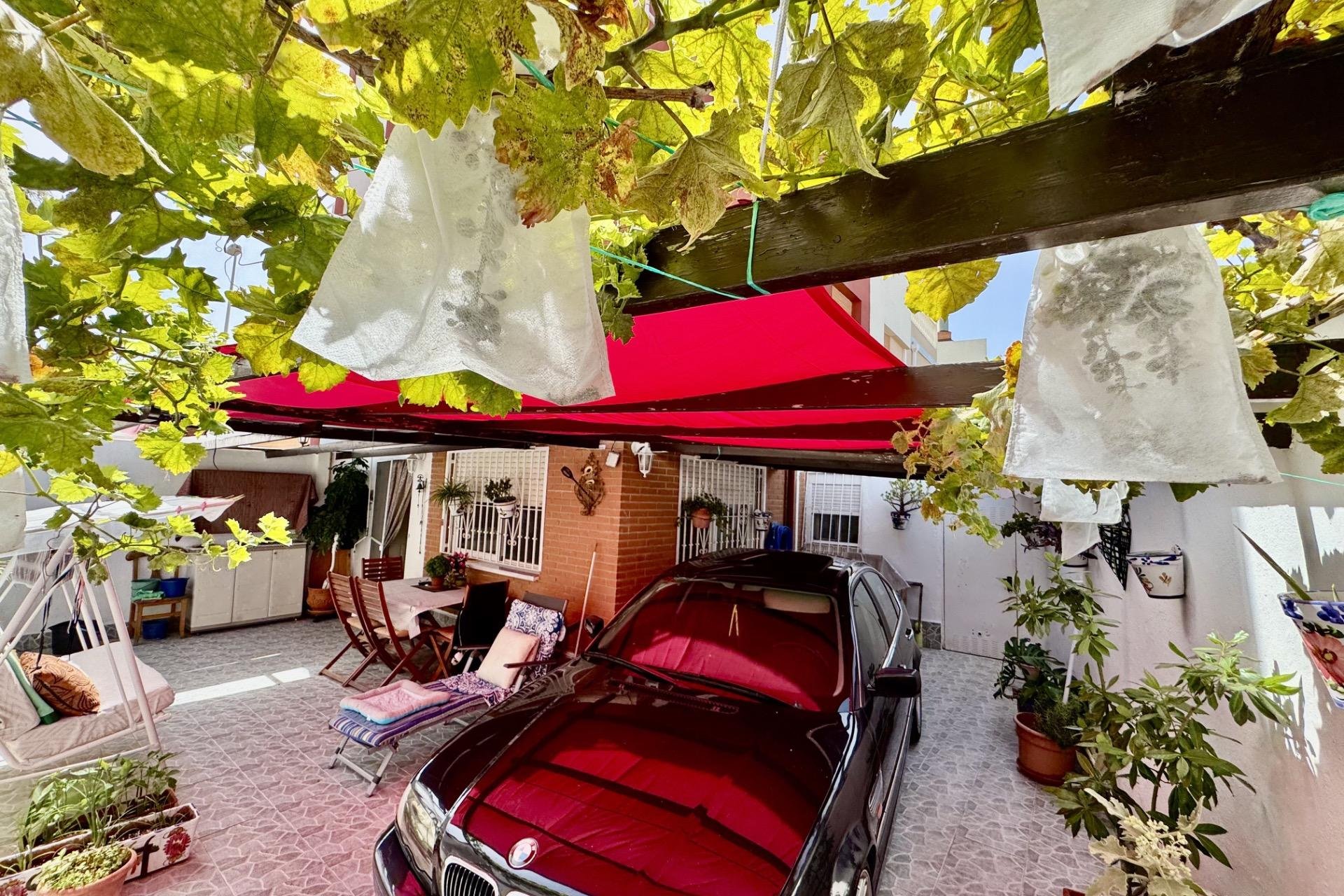 Resale - Townhouse -
Orihuela - Urbanización Perla Del Mar