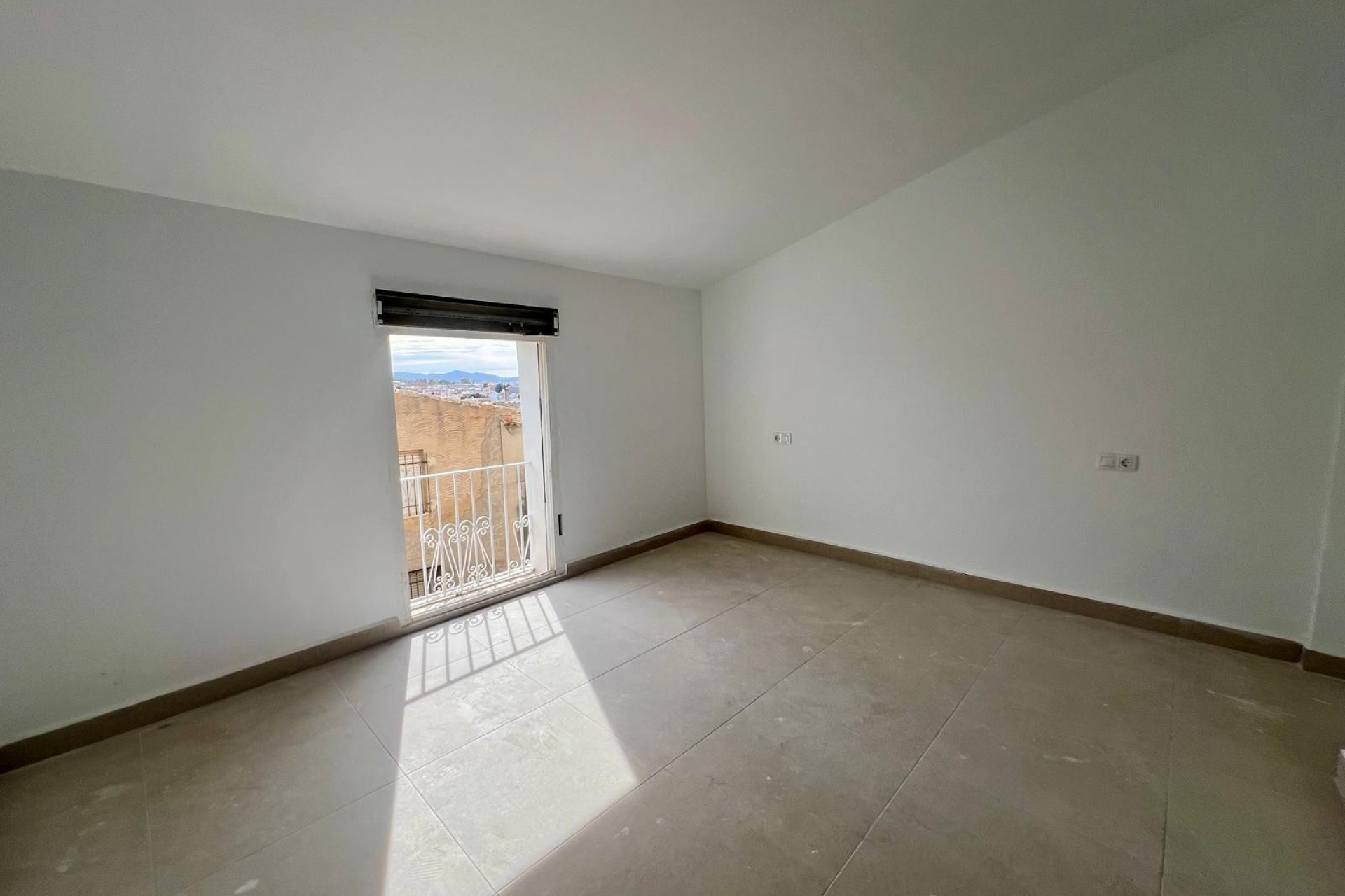 Resale - Townhouse -
Pinoso - Inland