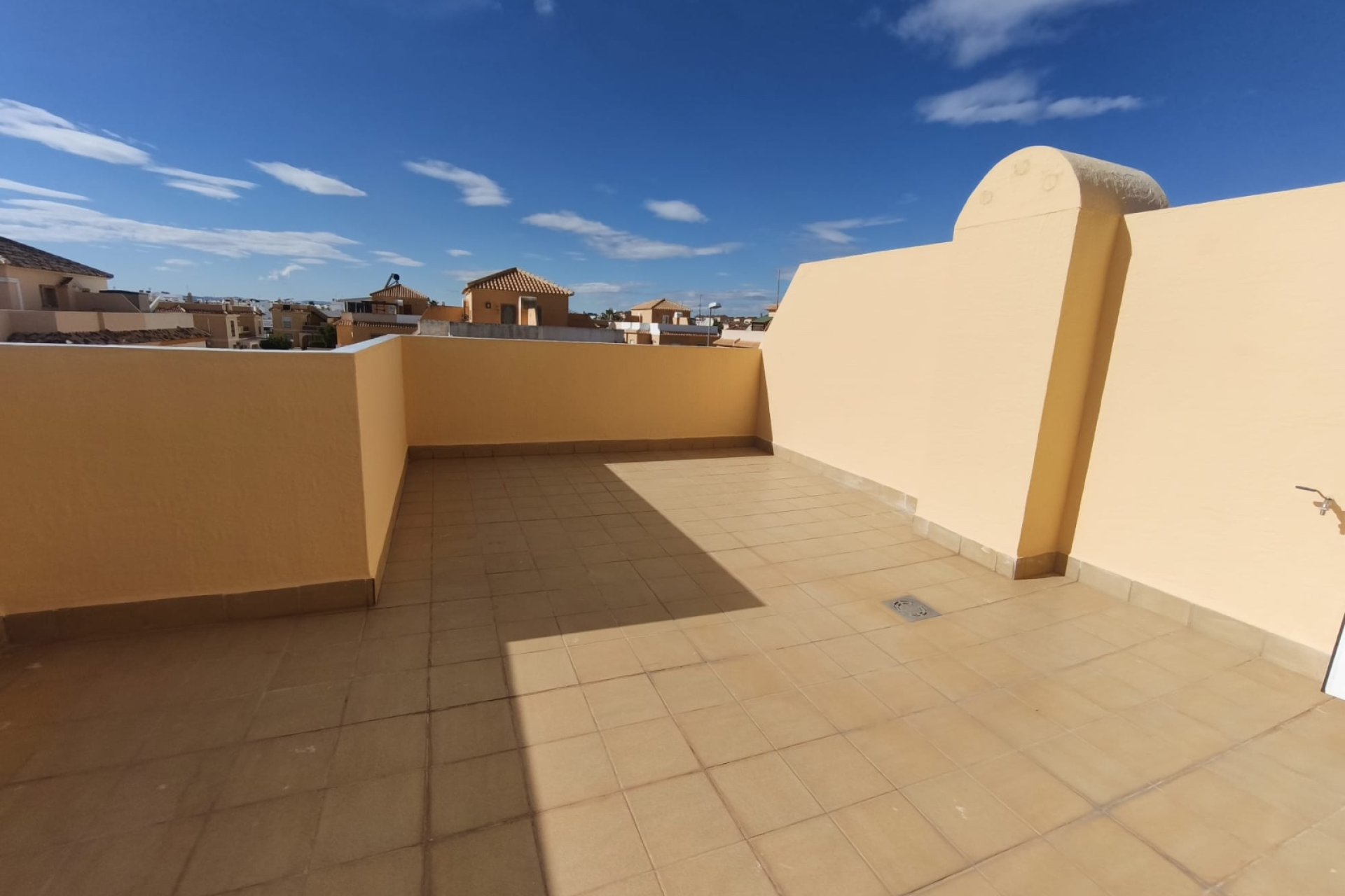 Resale - Townhouse -
Rojales - Inland