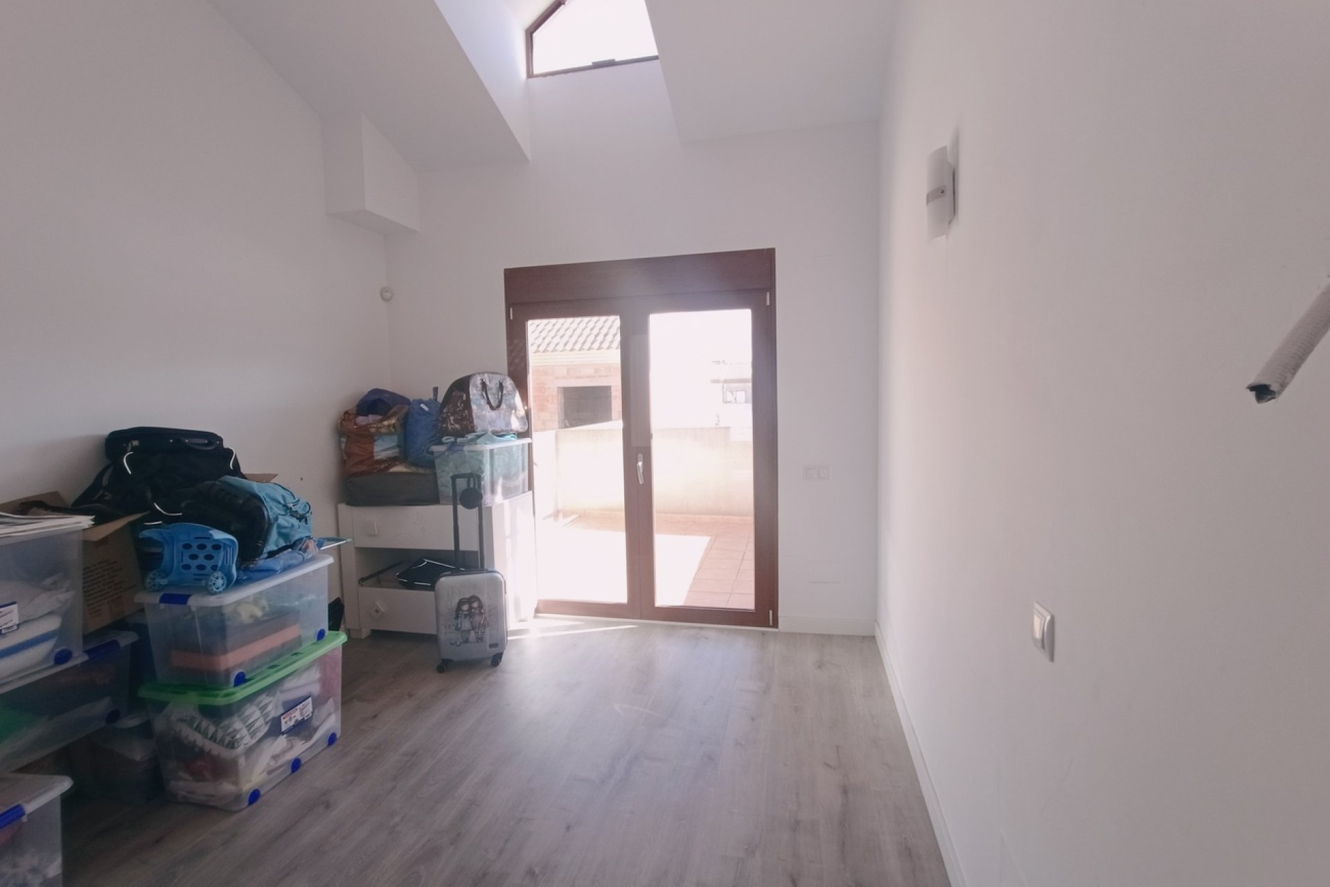 Resale - Townhouse -
Roldan - Inland