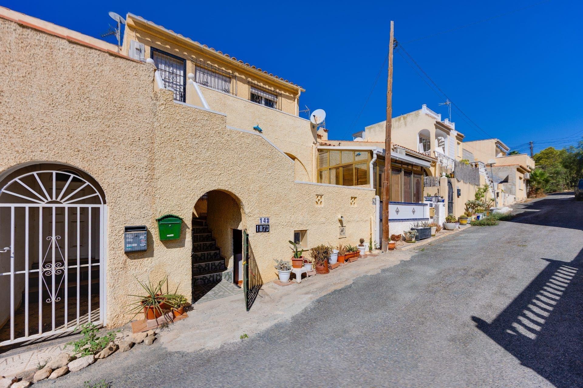 Resale - Townhouse -
San Fulgencio - La Marina