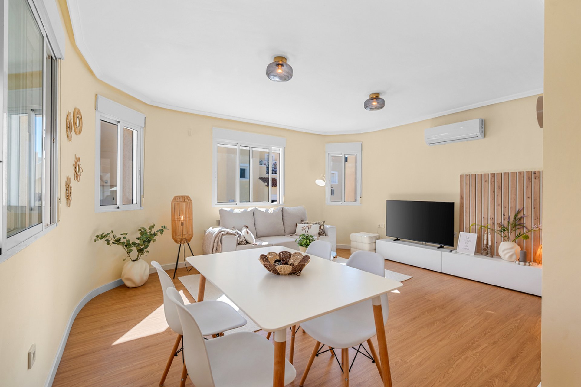 Resale - Townhouse -
San Miguel de Salinas - Costa Blanca