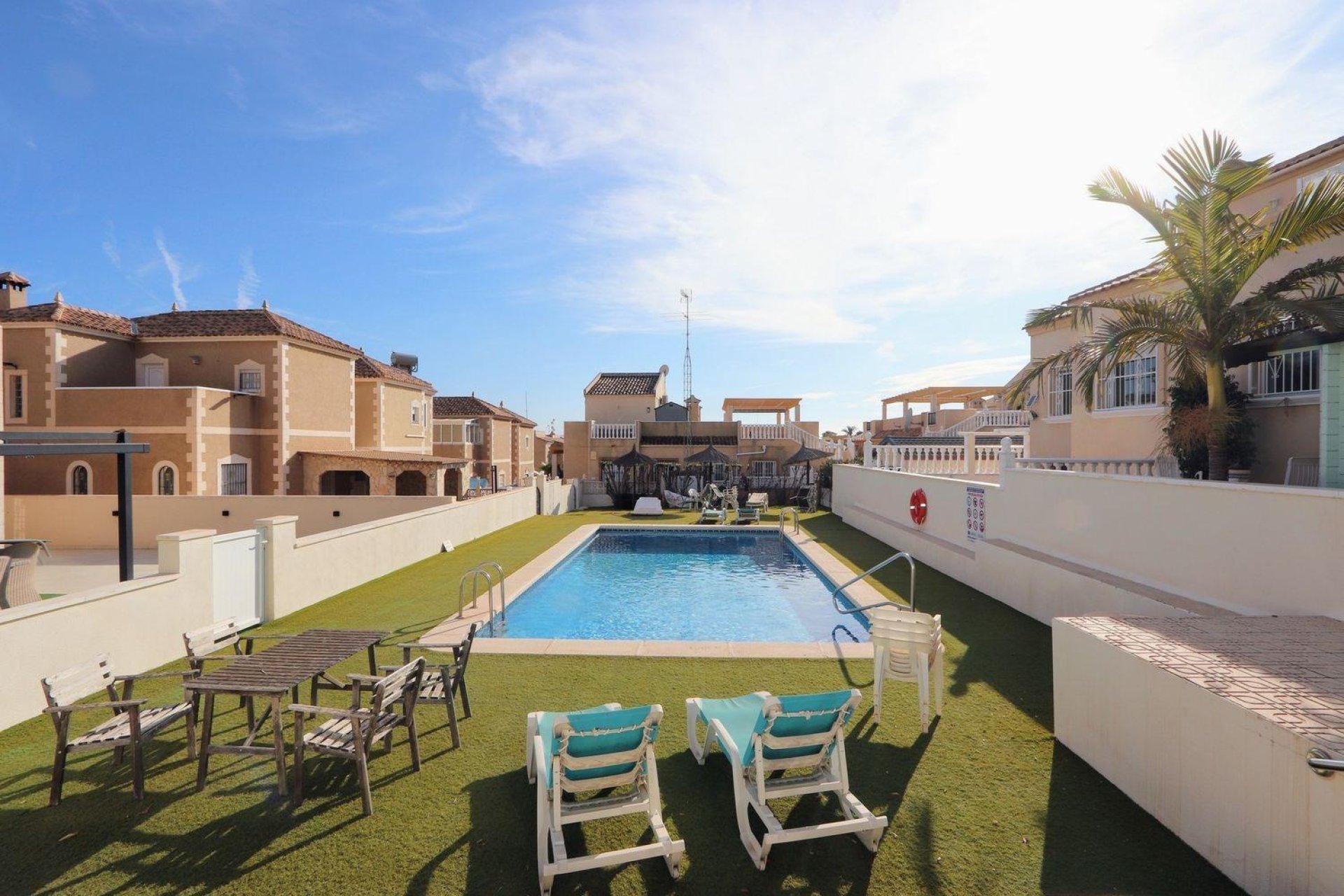 Resale - Townhouse -
San Miguel de Salinas - El Galán