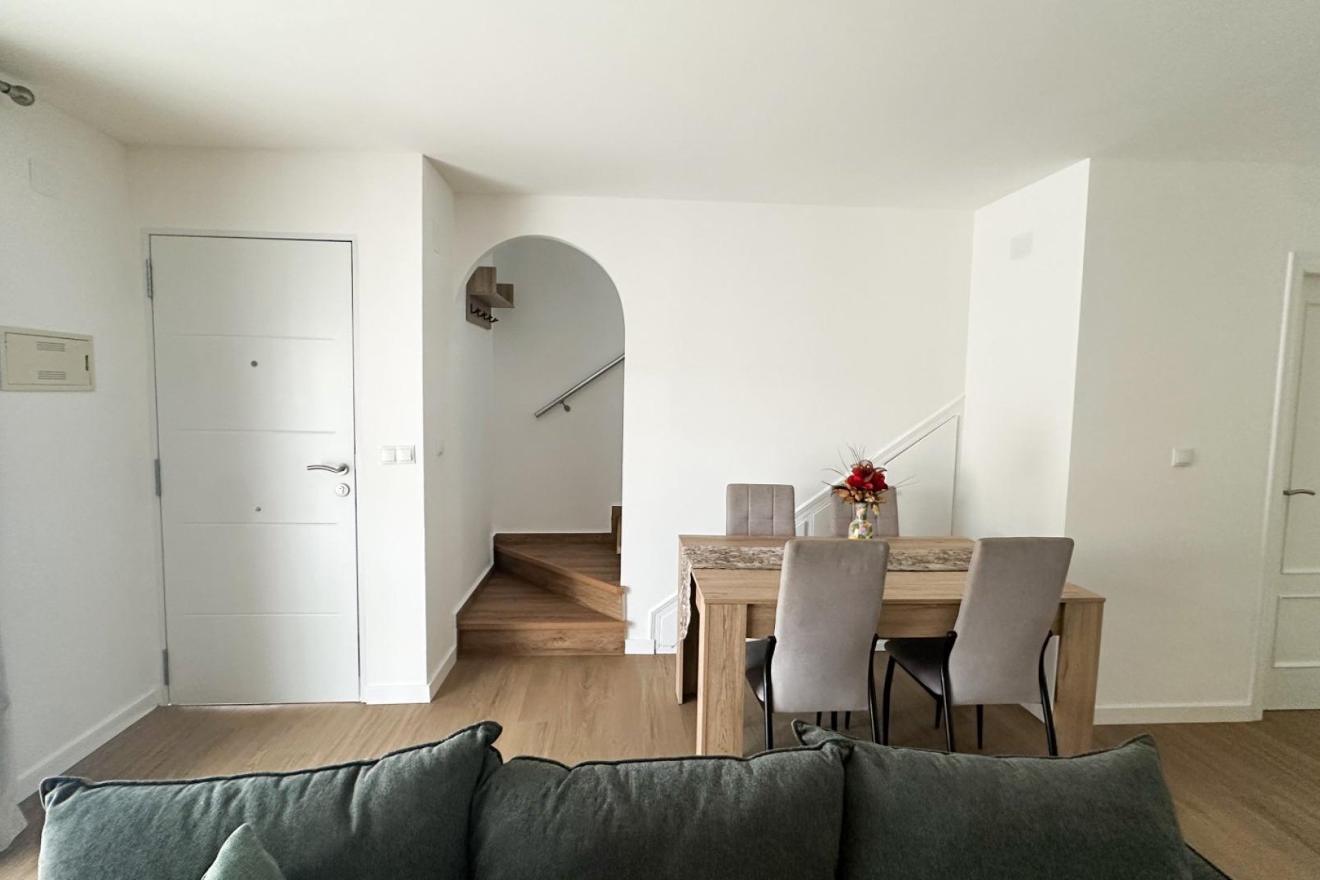 Resale - Townhouse -
San Miguel de Salinas - El Galán