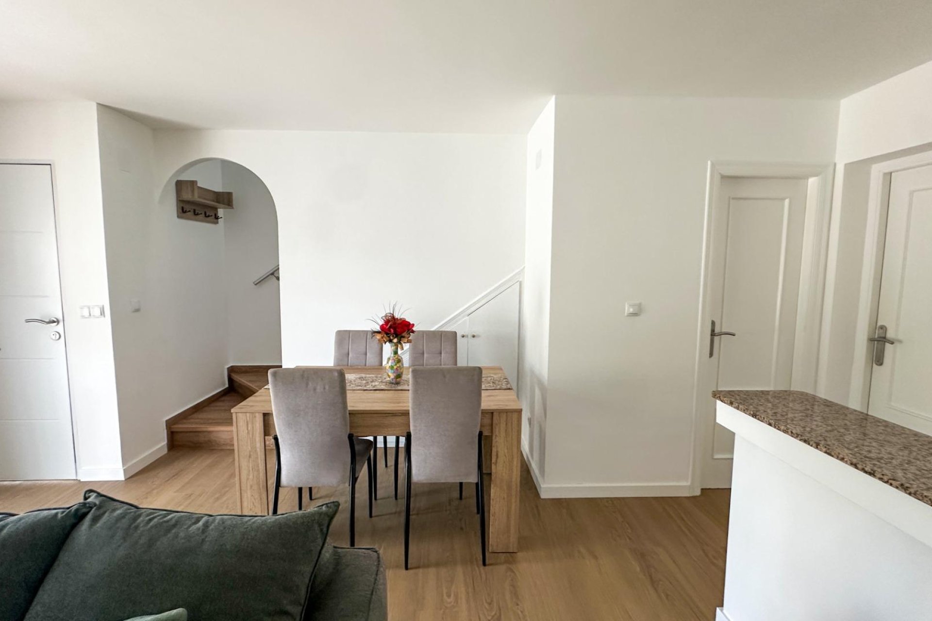 Resale - Townhouse -
San Miguel de Salinas - El Galán