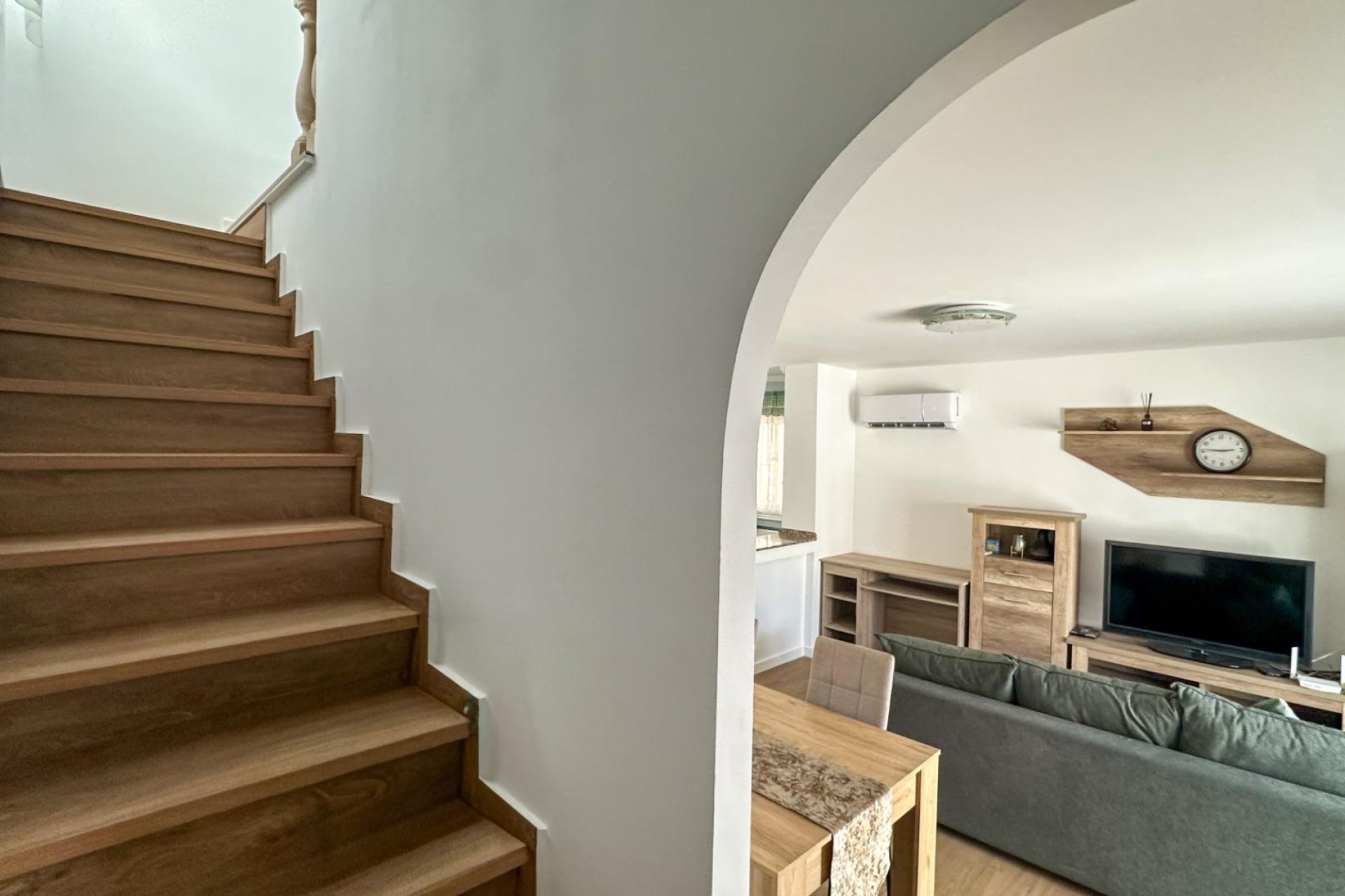 Resale - Townhouse -
San Miguel de Salinas - El Galán