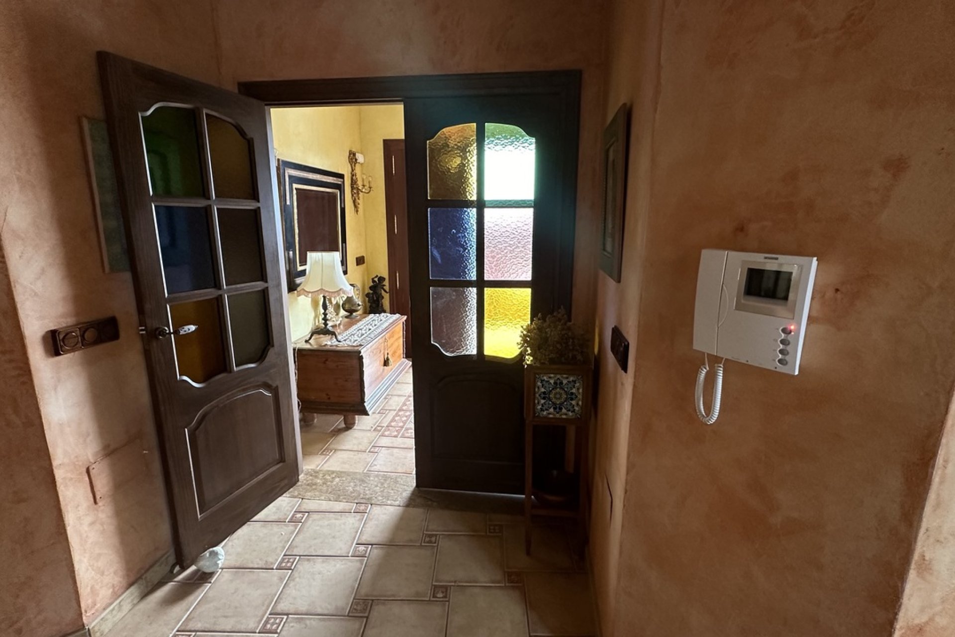 Resale - Townhouse -
San Miguel de Salinas - Inland
