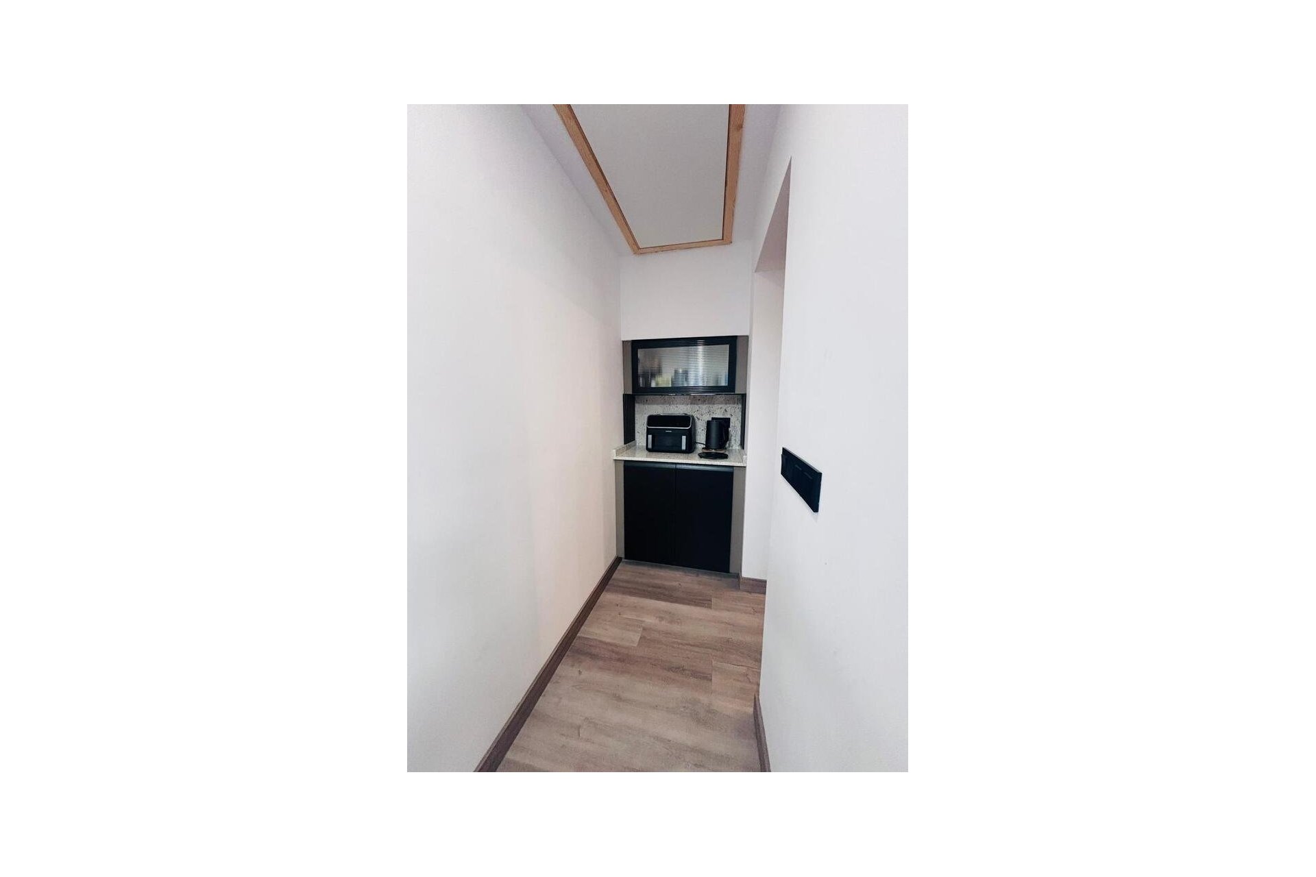 Resale - Townhouse -
San Miguel de Salinas - Inland