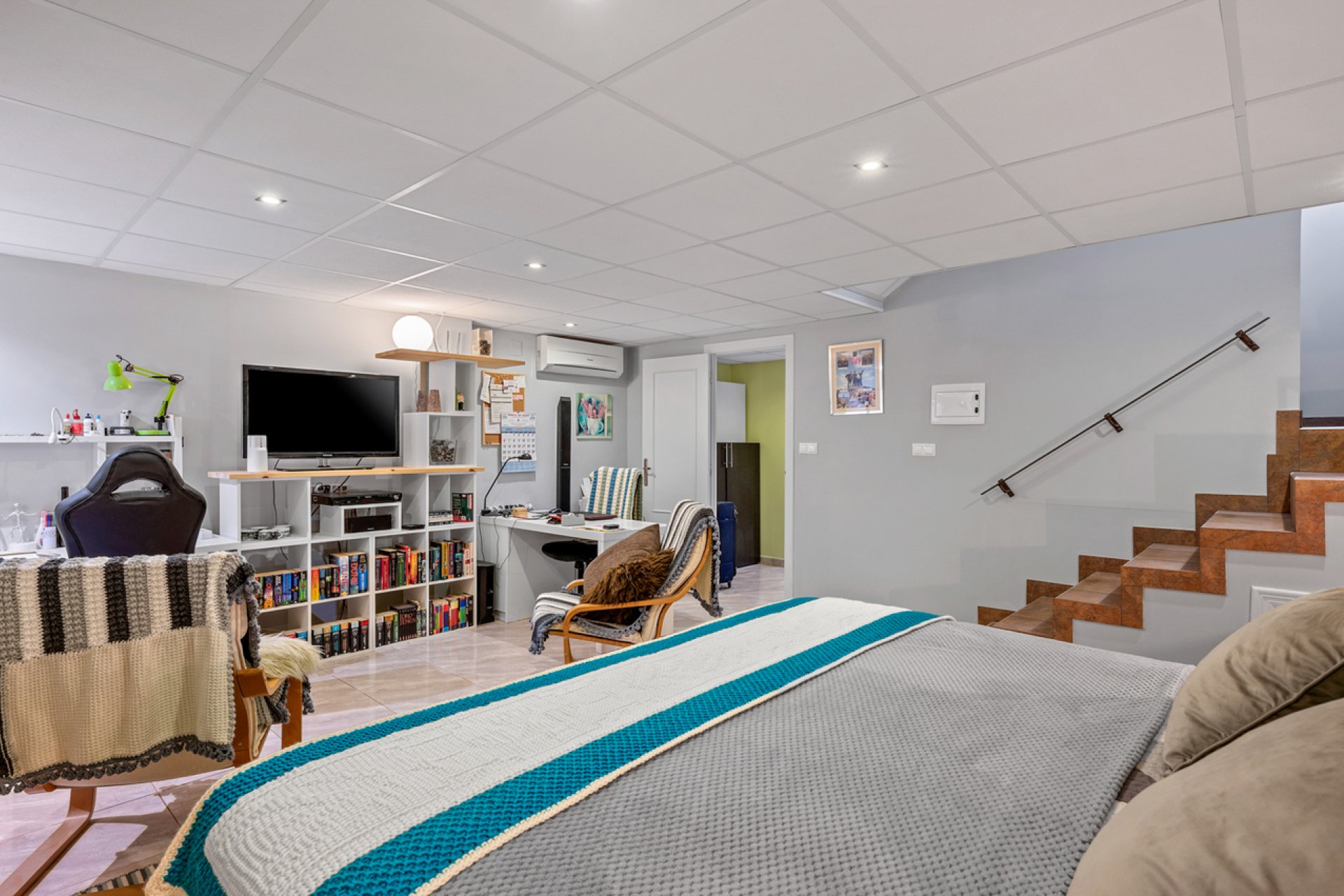 Resale - Townhouse -
San Miguel de Salinas - Inland