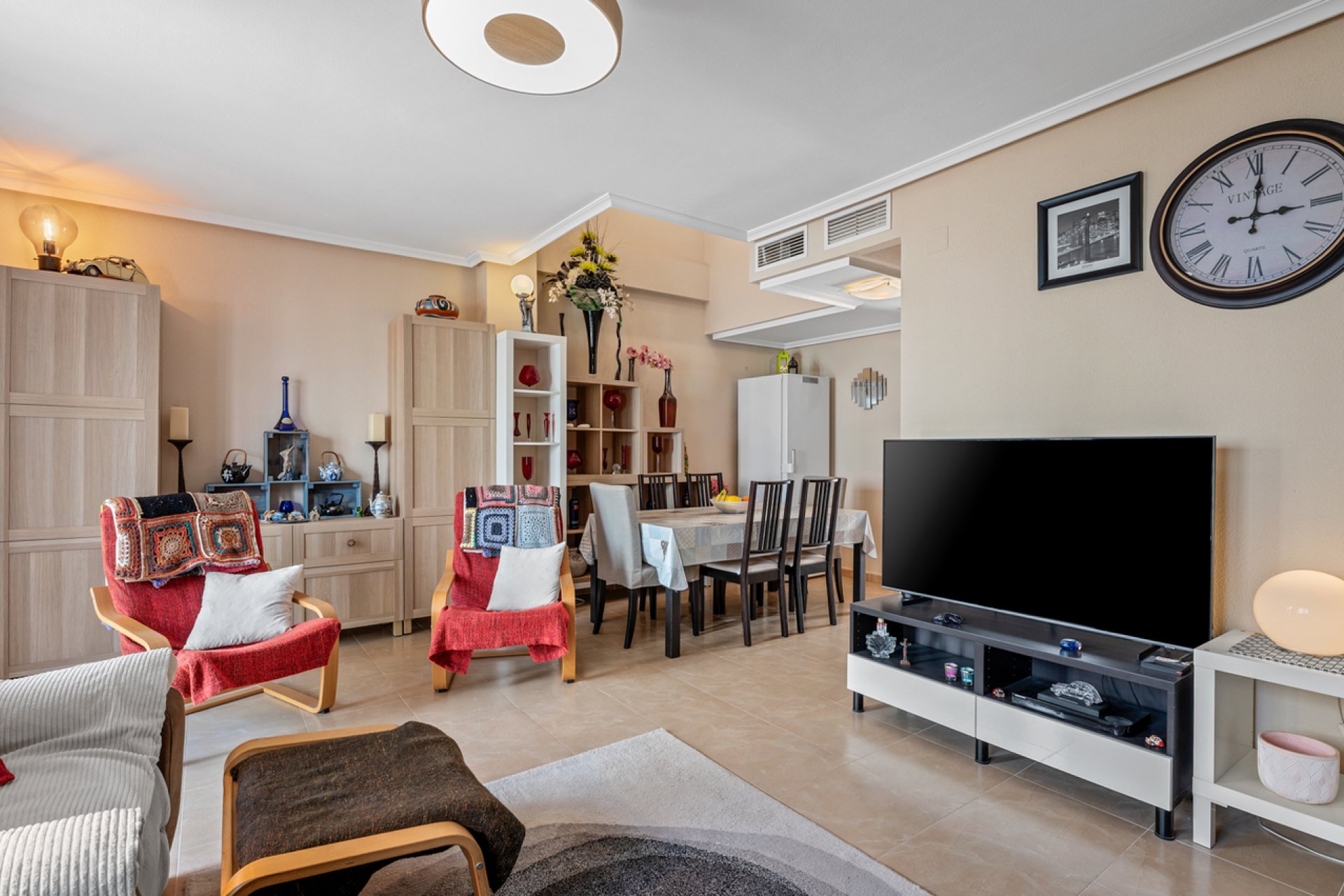 Resale - Townhouse -
San Miguel de Salinas - Inland