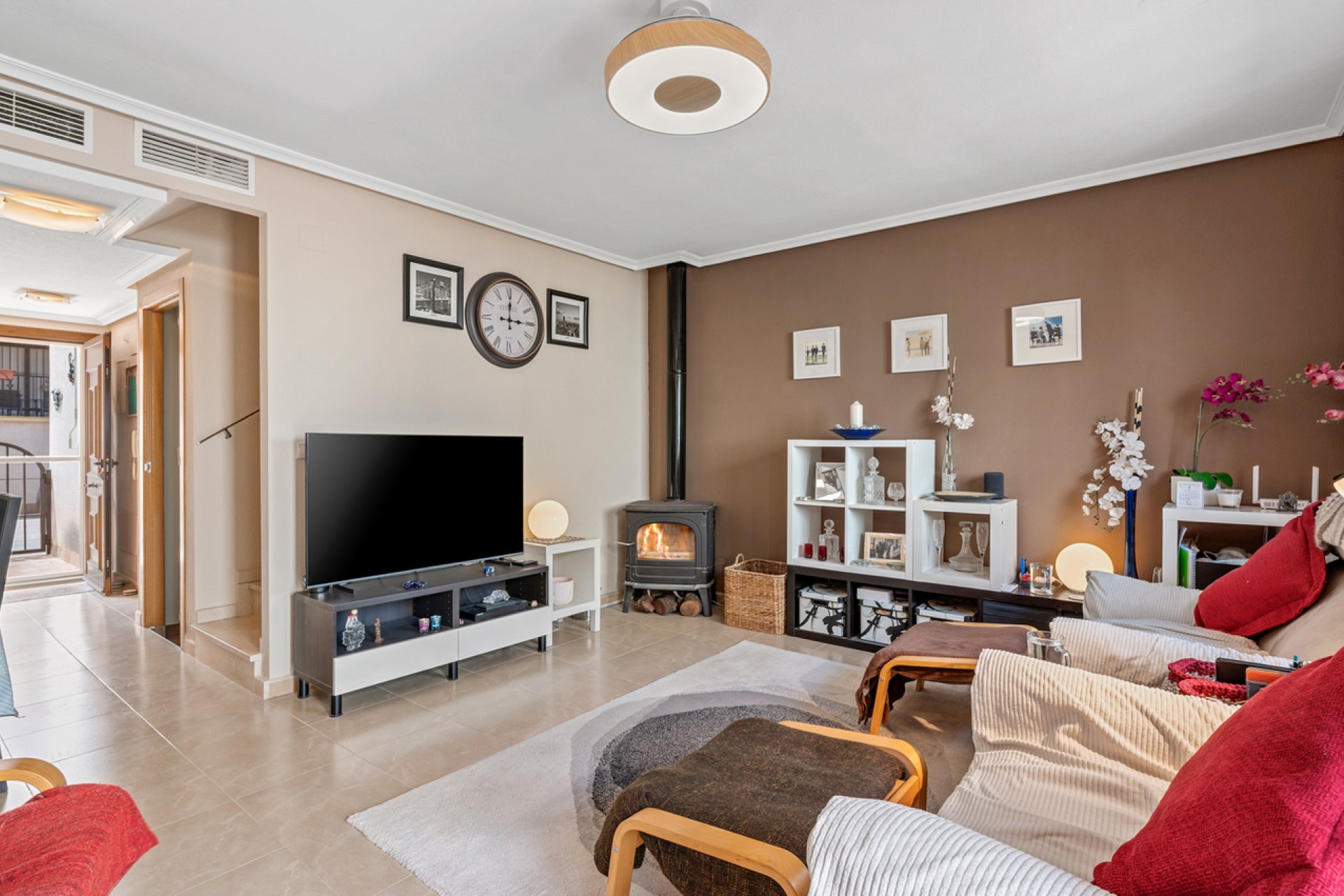 Resale - Townhouse -
San Miguel de Salinas - Inland