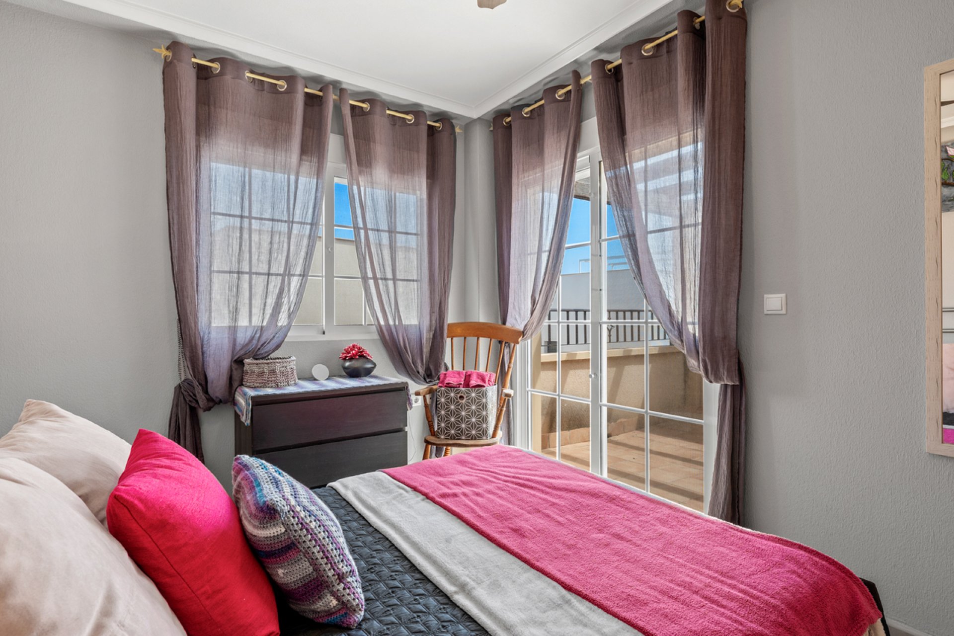 Resale - Townhouse -
San Miguel de Salinas - Inland