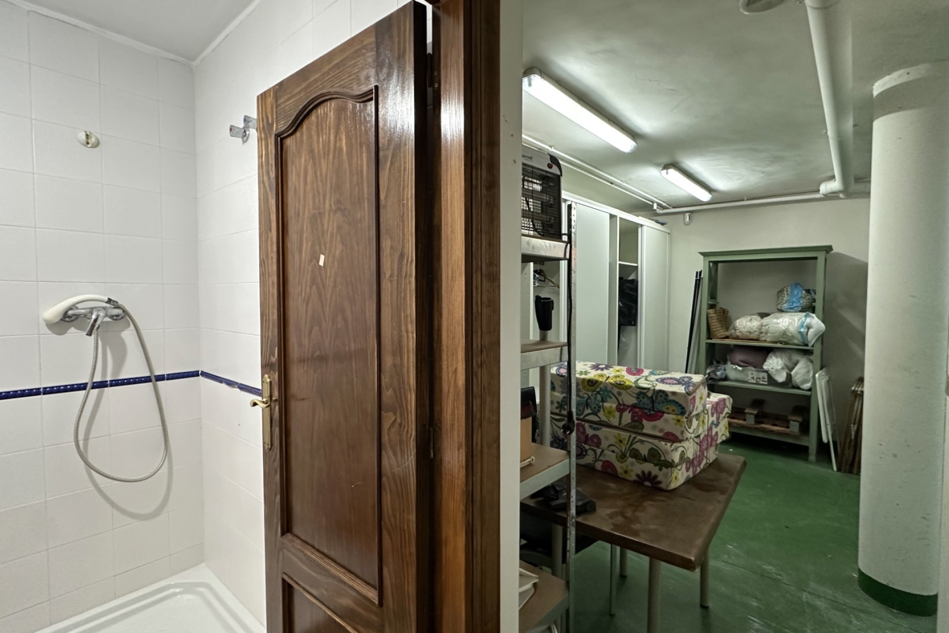 Resale - Townhouse -
San Miguel de Salinas - Inland