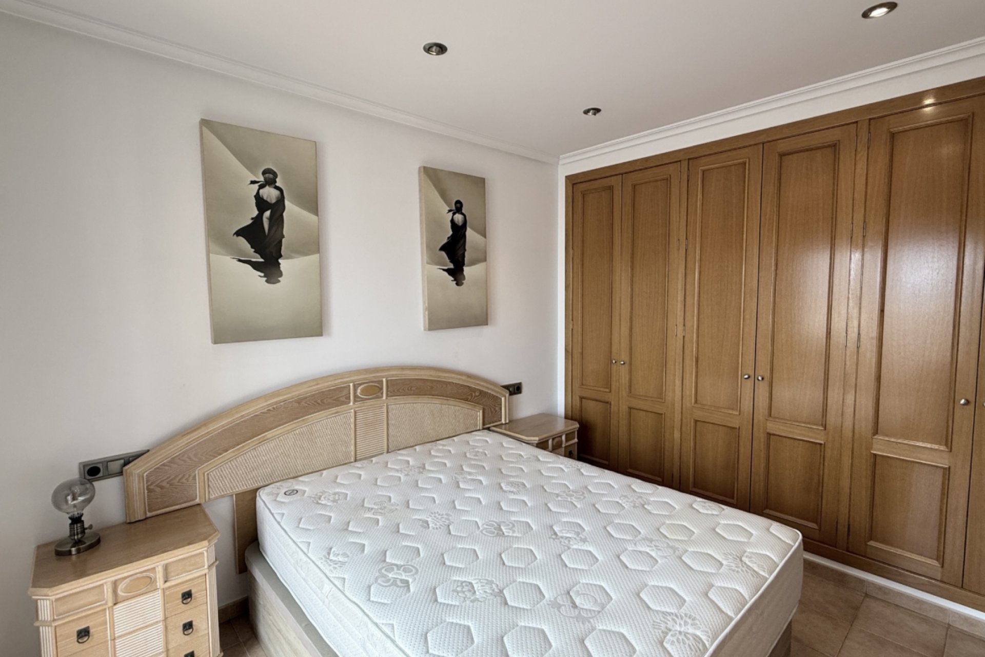 Resale - Townhouse -
Sucina - Inland