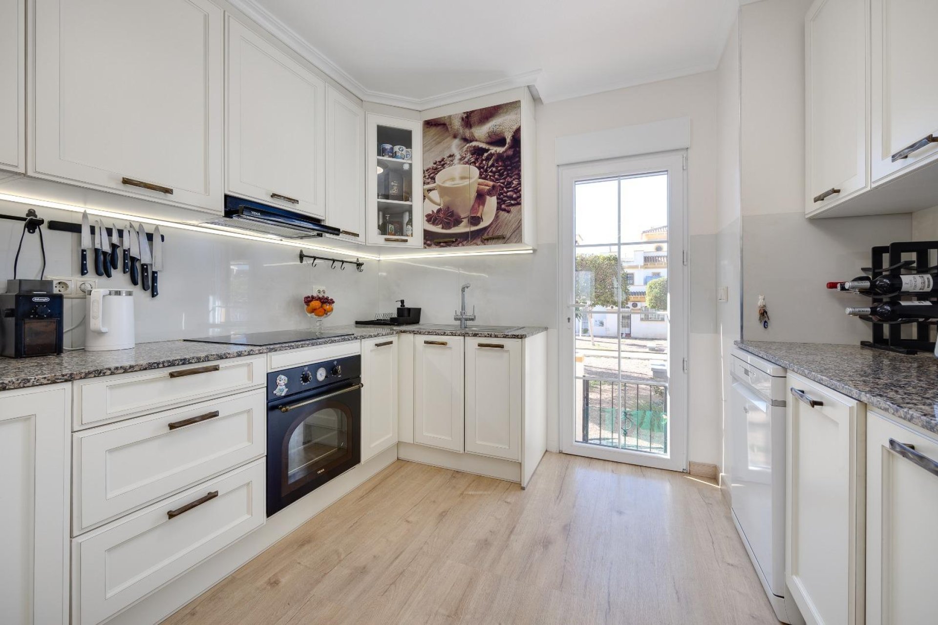 Resale - Townhouse -
Torrevieja - Aguas Nuevas