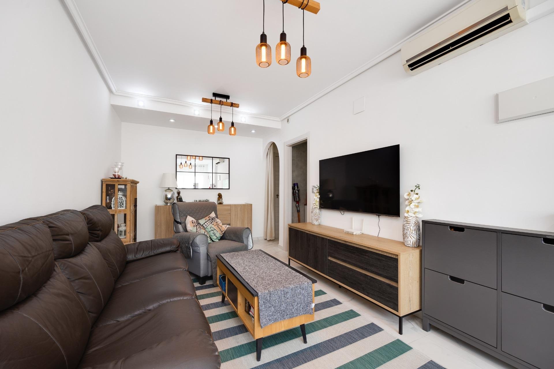 Resale - Townhouse -
Torrevieja - Aguas Nuevas